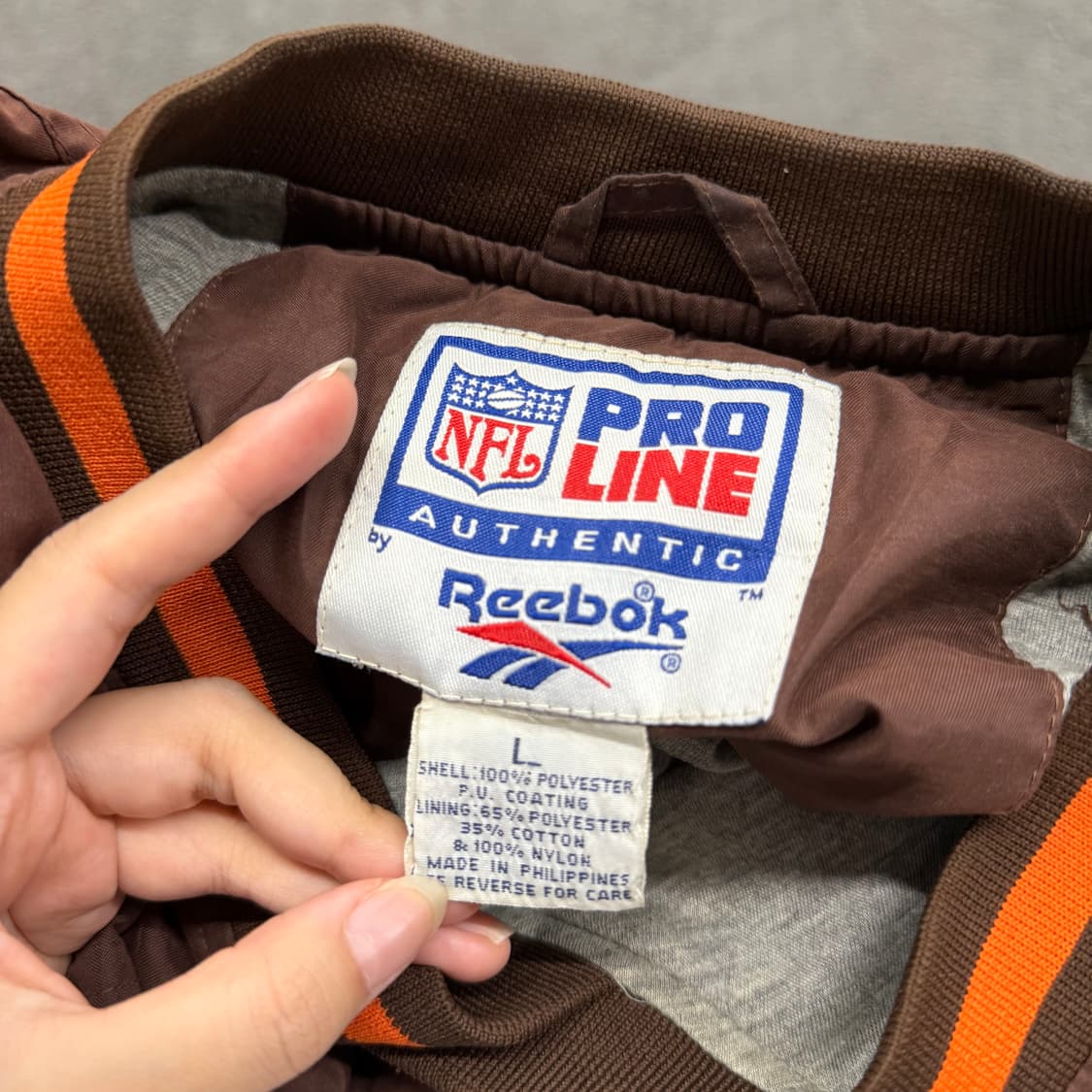 [ 정품/L ] NFL 리복 클리블랜드 브라운스 올드스쿨 바람막이 웜업 상품이미지5