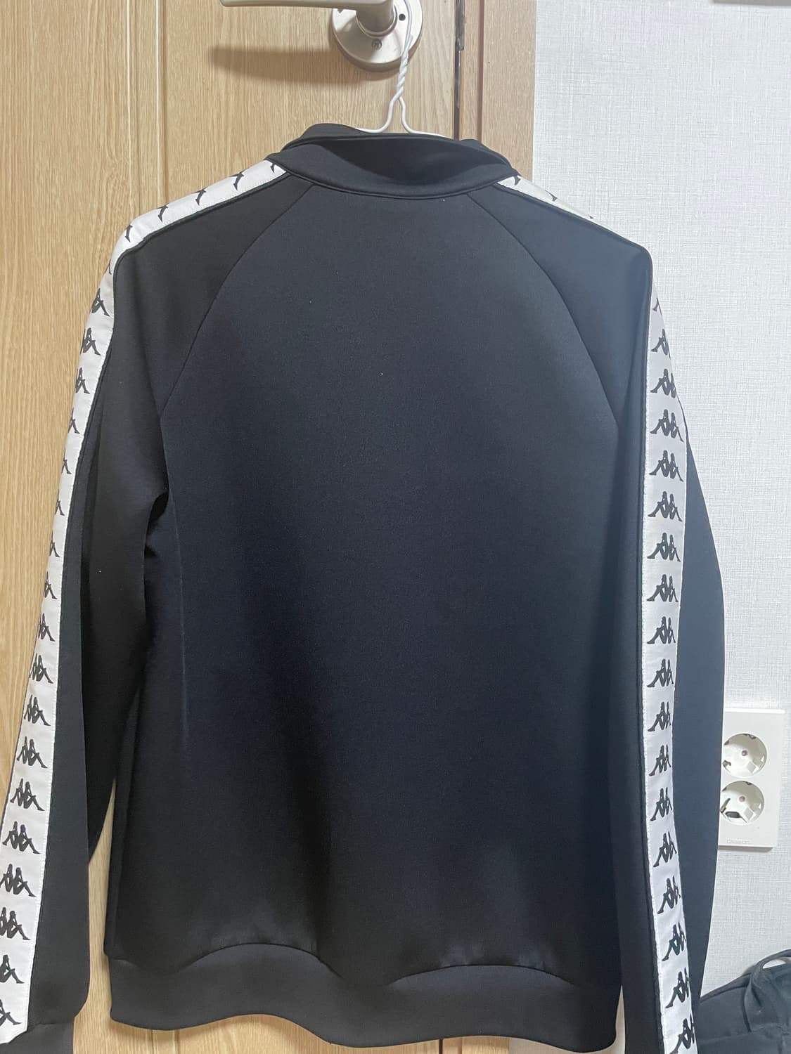 카파 222반다 트레이닝 자켓 상품이미지2