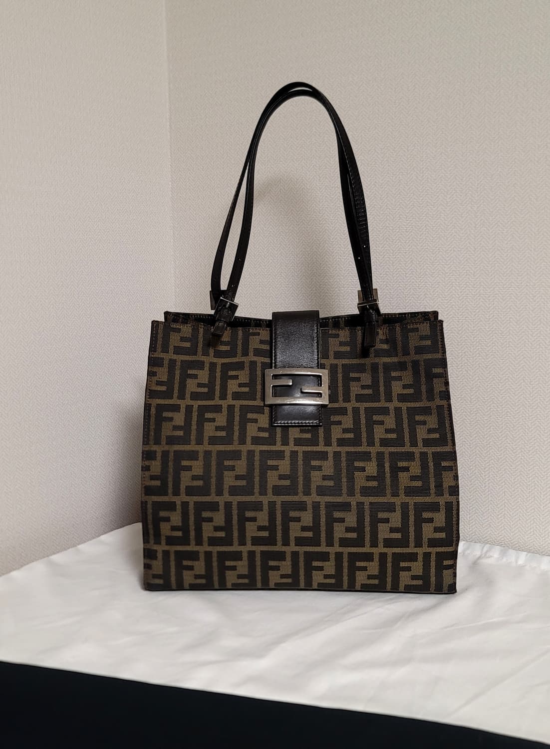 펜디 가방,토트백.(디올샤넬보테가루이비통구찌셀린느생로랑발렌시아가프라다) 상품이미지1