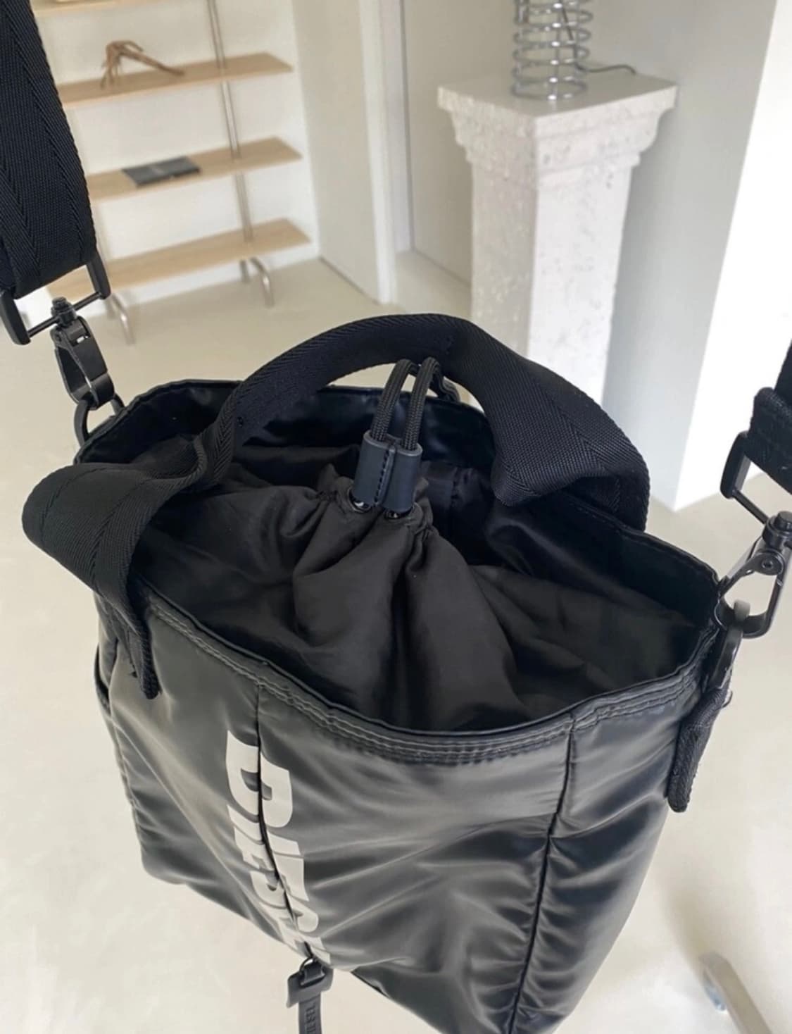 디젤 크로스백 disel gloss cross bag 상품이미지3