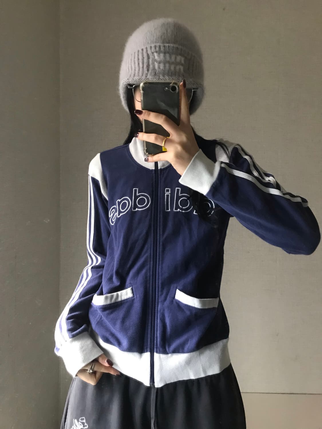 아디다스 00s 네이비 벨루어 빅로고 져지 상품이미지1