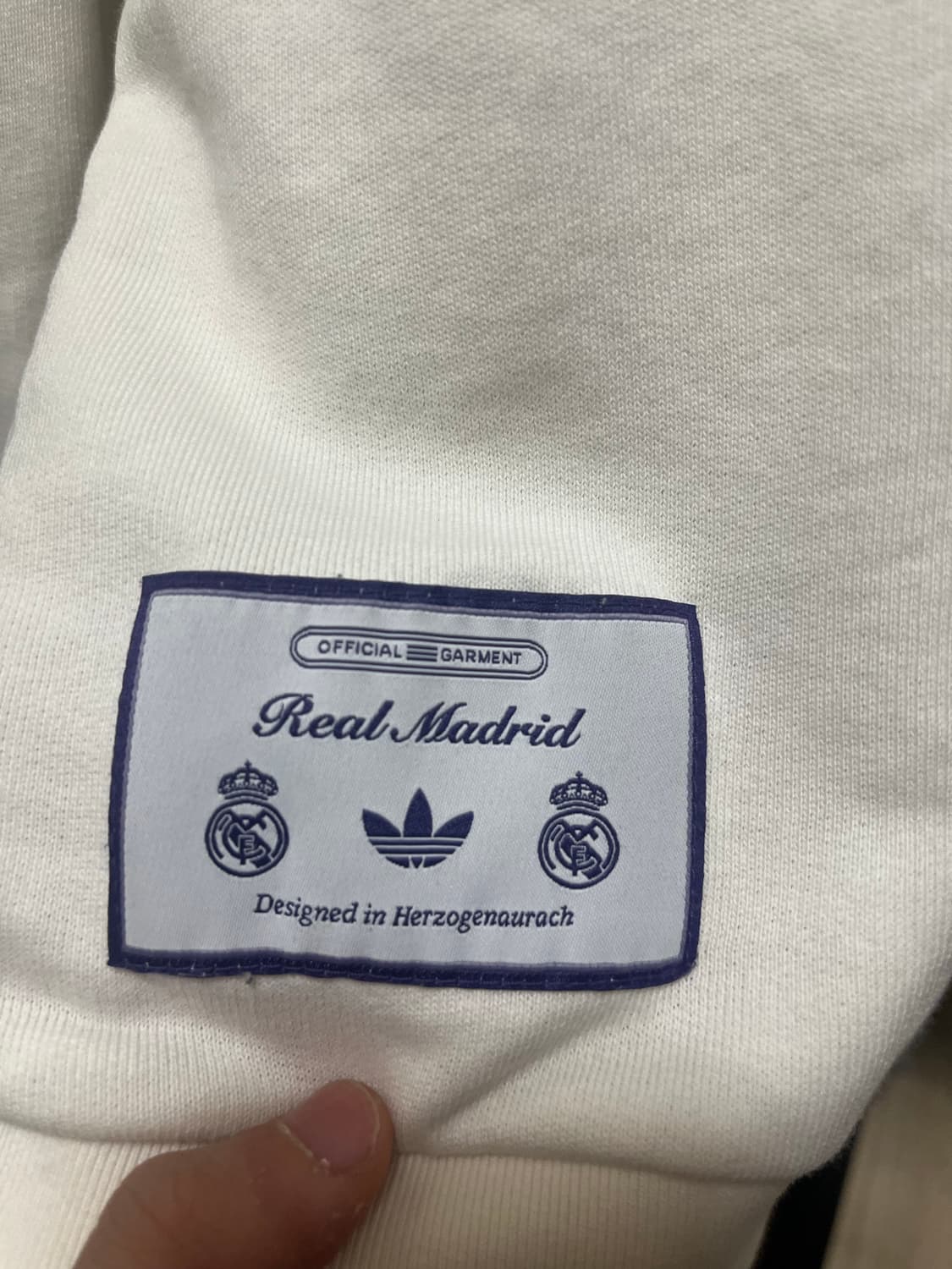 아디다스 레알마드리드 반 집업 상품이미지8