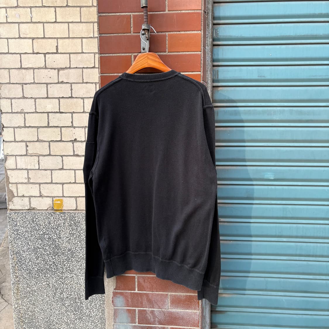 씨피컴퍼니 블랙 플리티드 니트 상품이미지4