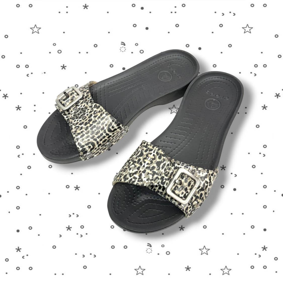 w6 Crocs 크록스 사라 레오파드 샌들 상품이미지1