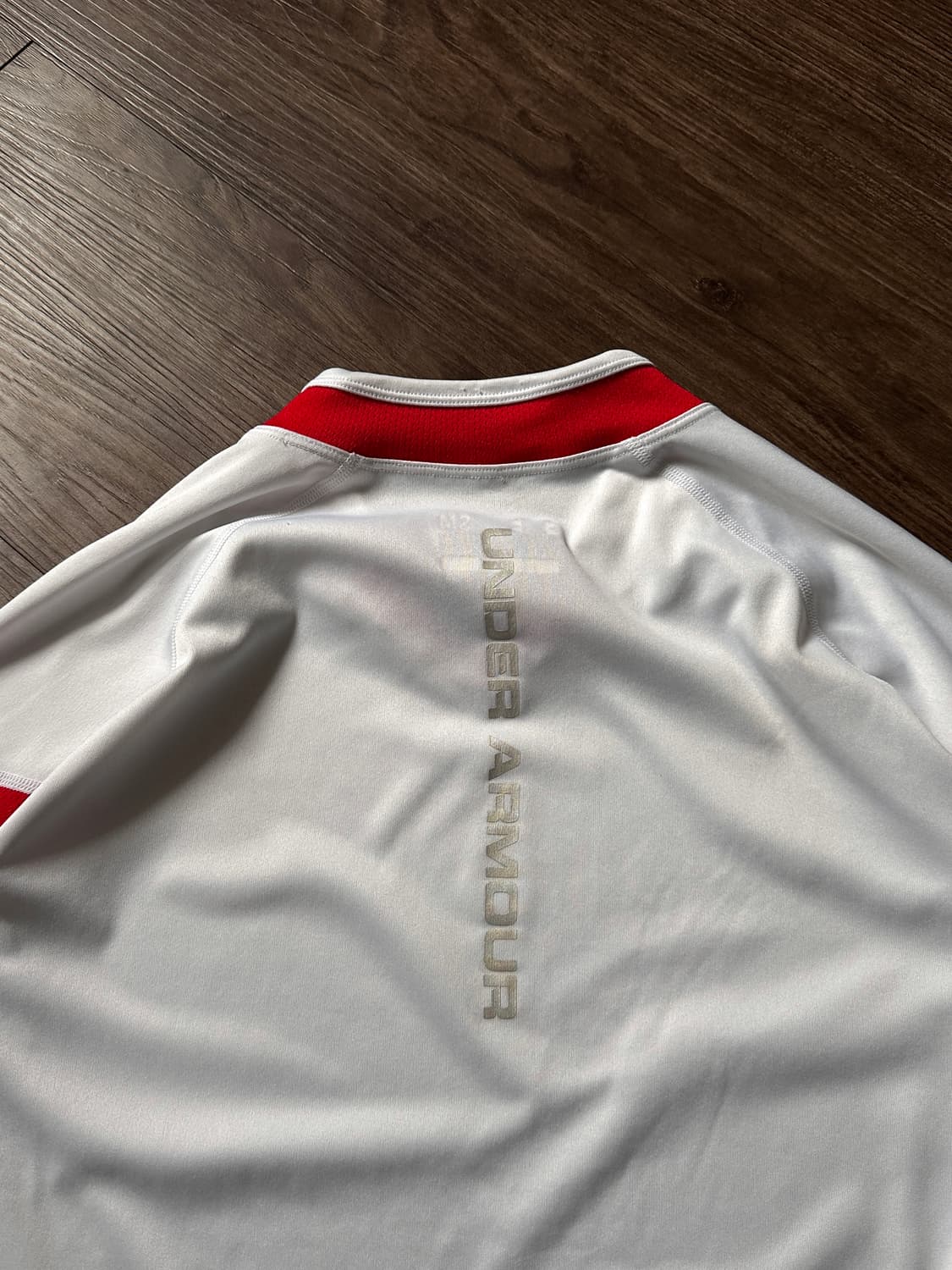 Under Armour Coldblack 레드 포인트 티셔츠 상품이미지10