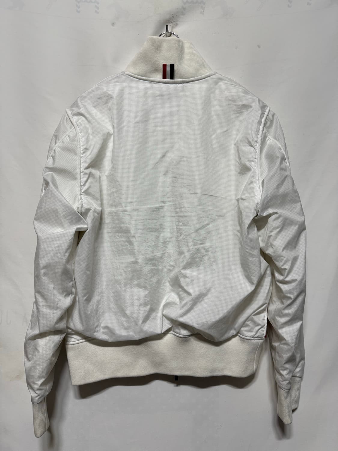 톰브라운 삼선 봄버 자켓 상품이미지2