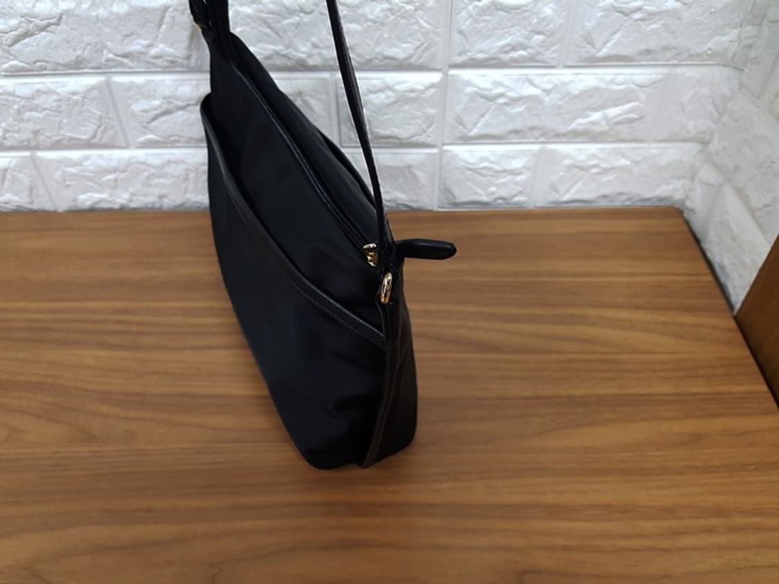 닥스 크로스백 (나이론) 상품이미지2