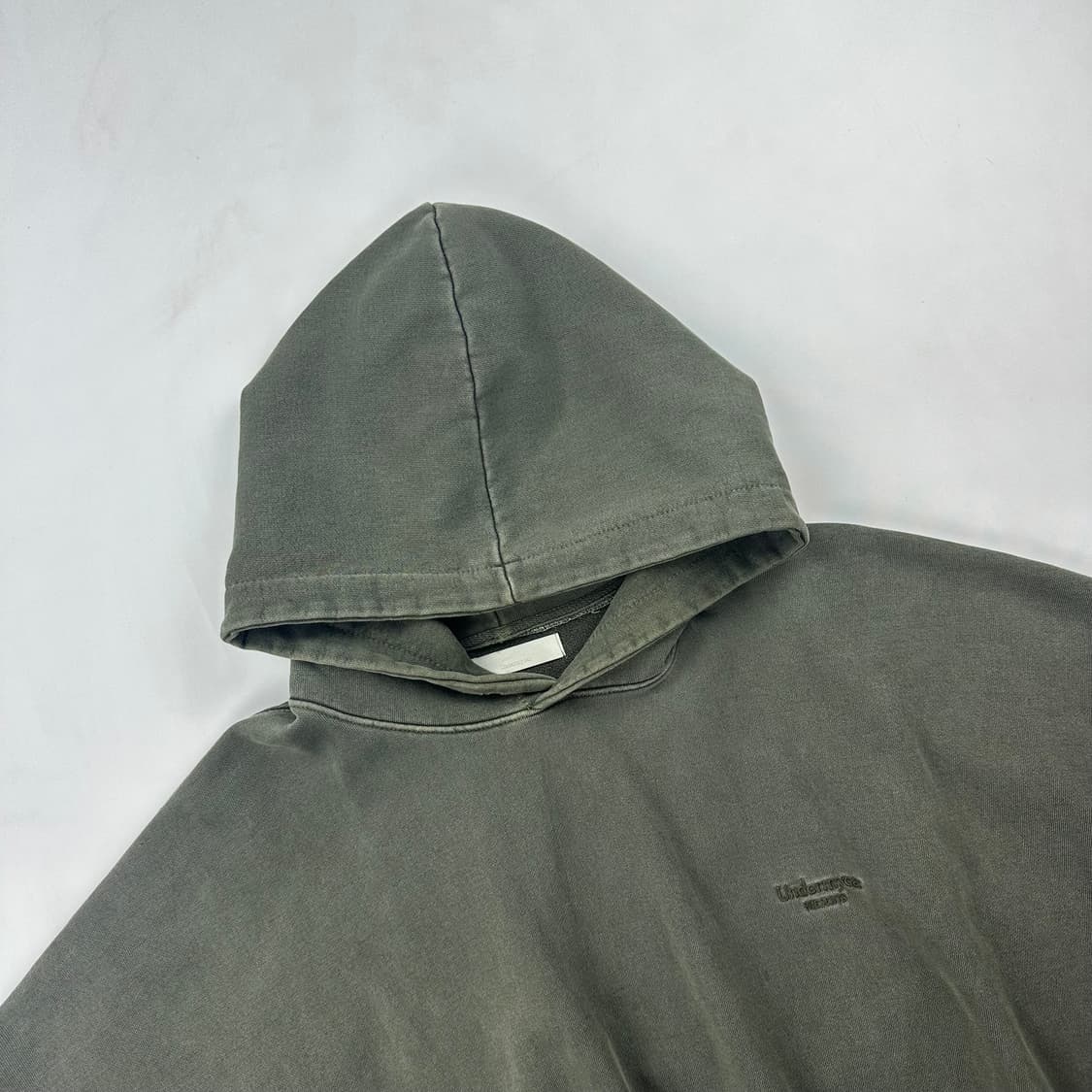 언더마이카 안티피그먼트 워싱 후드티 상품이미지2