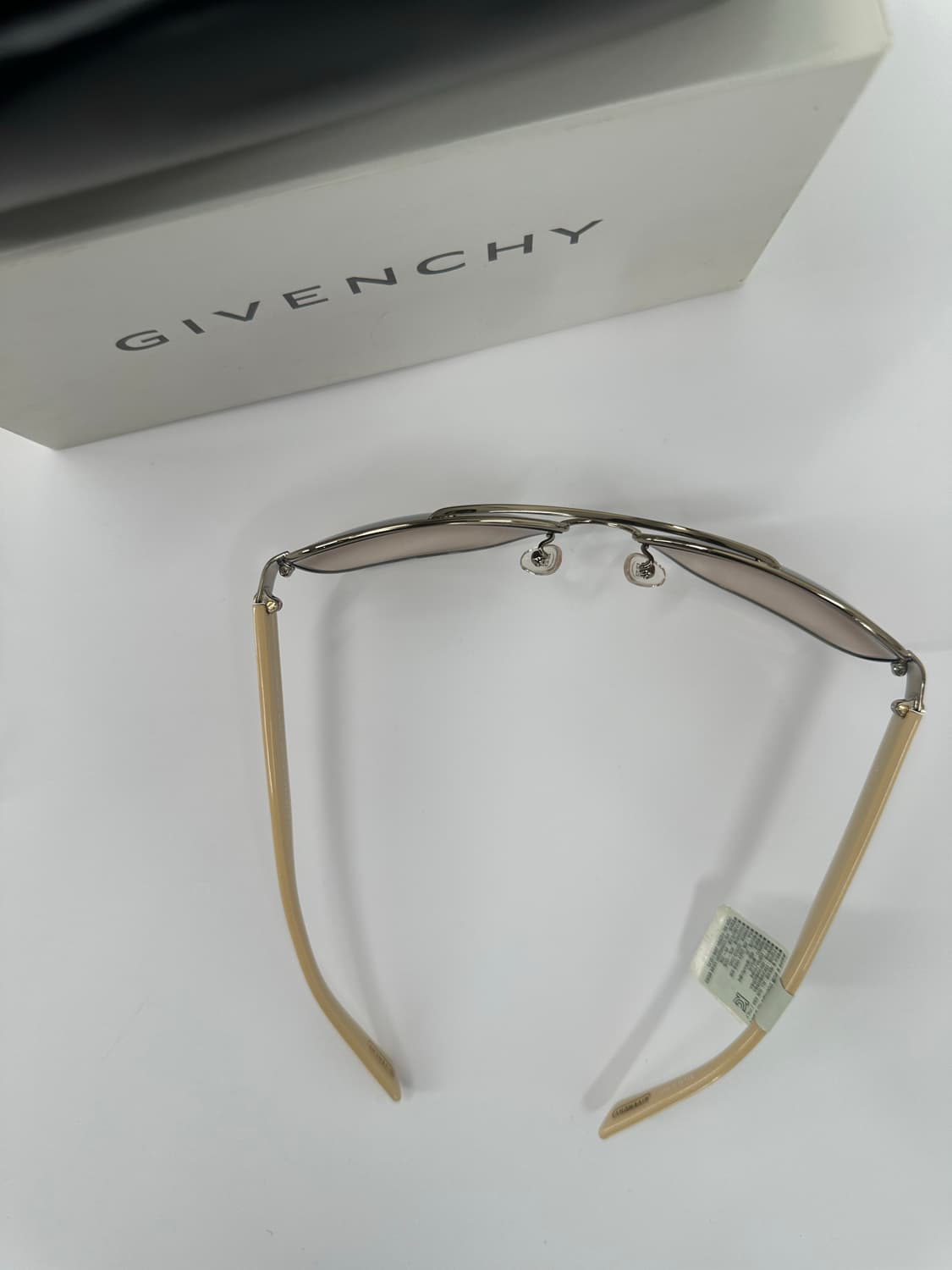 [새상품 무료배송] 정품 지방시 Made in Italy 선글라스 상품이미지5