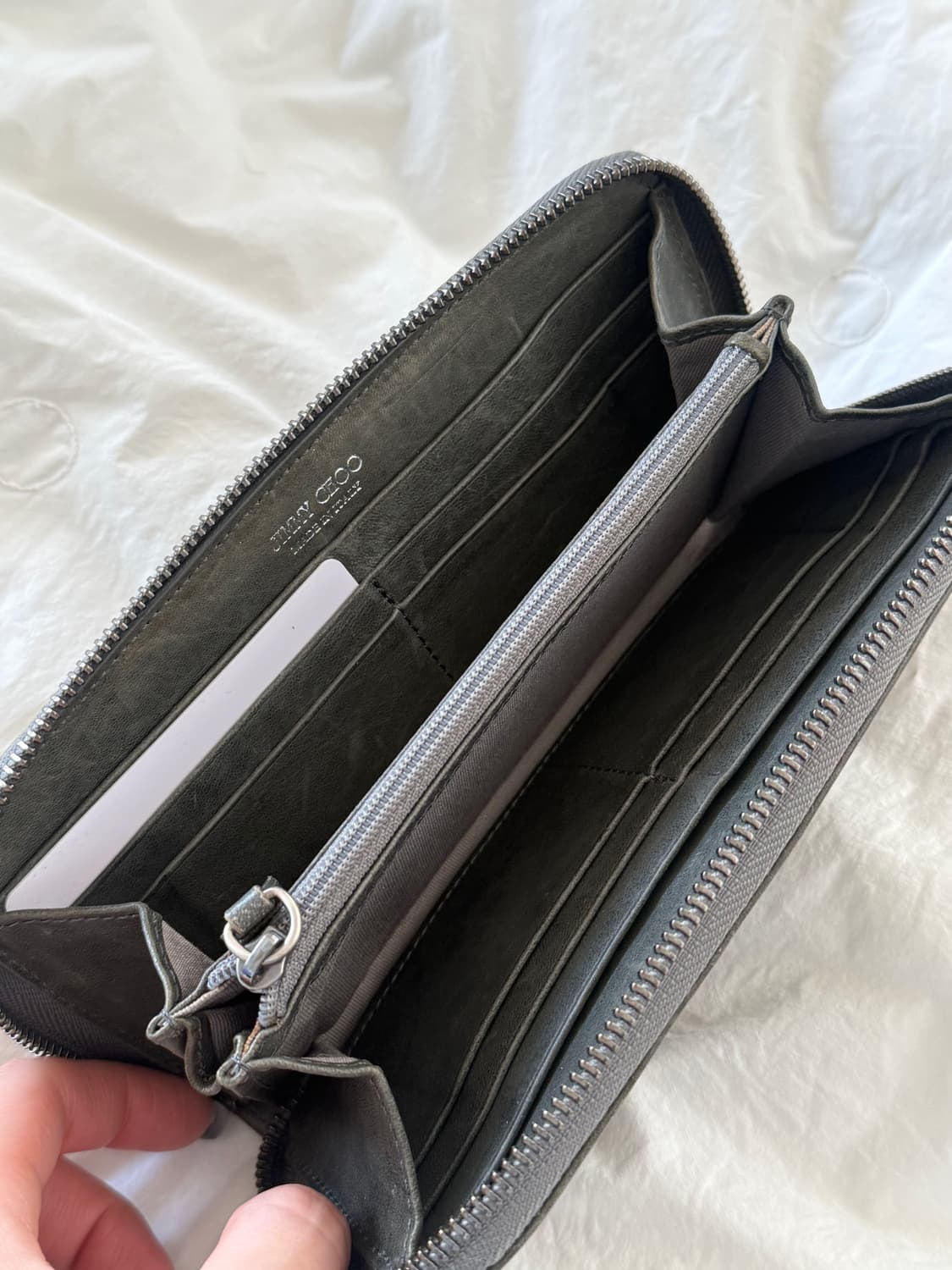 정품. 정가150만원. 지미추 별자리 스터드 장지갑 여성지갑 코인지갑 지 상품이미지5