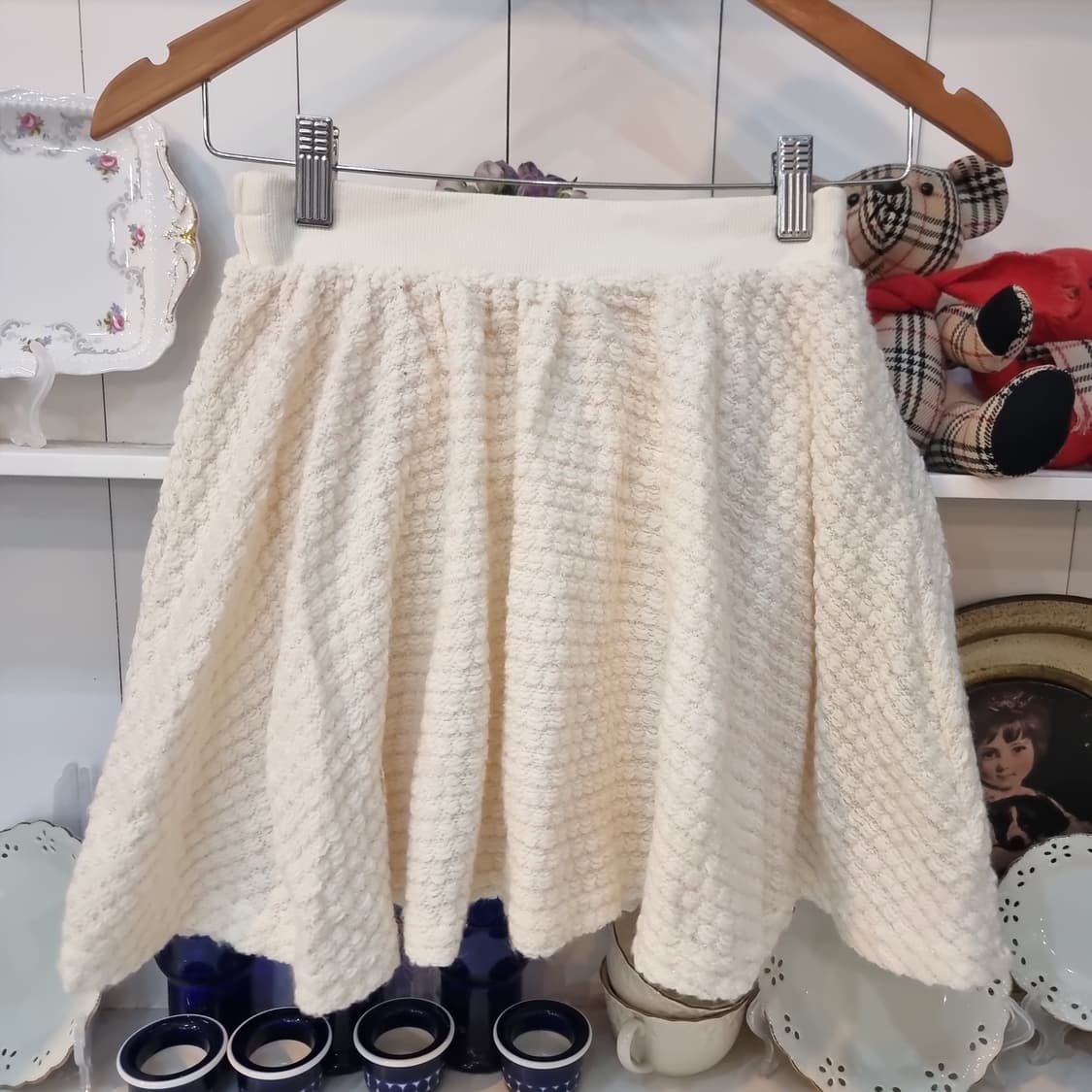 아이보리 니트 플레어 스커트 상품이미지1