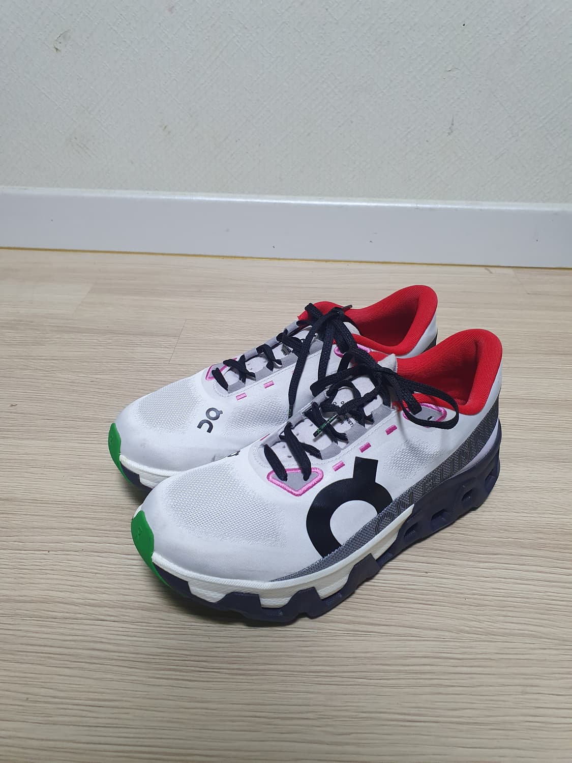 온러닝 클라우드 몬스터 하이퍼 러닝화 250 상품이미지4