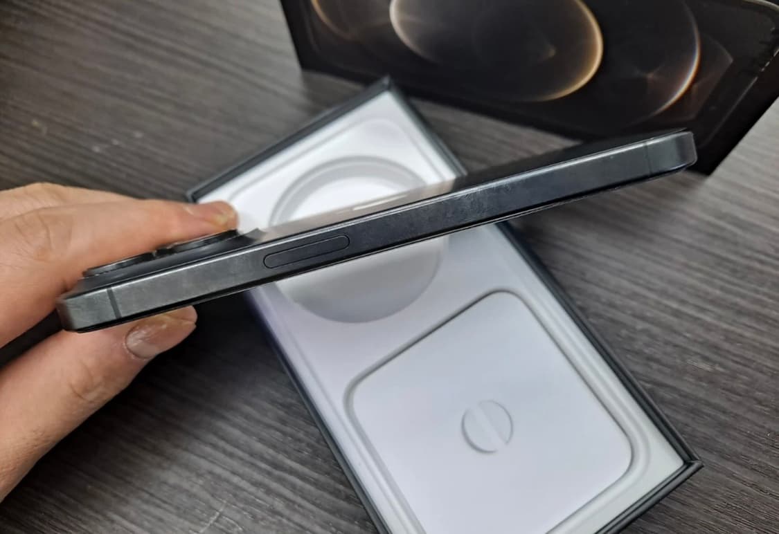 아이폰 15프로 128기가 급처분 상품이미지5