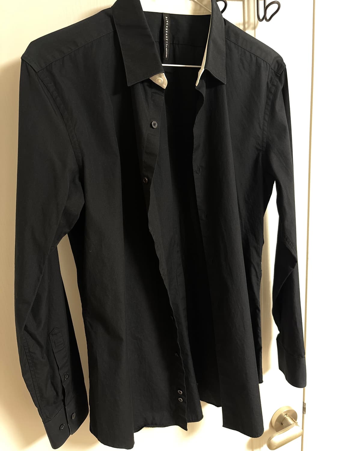 black barrett 블랙셔츠 상품이미지1