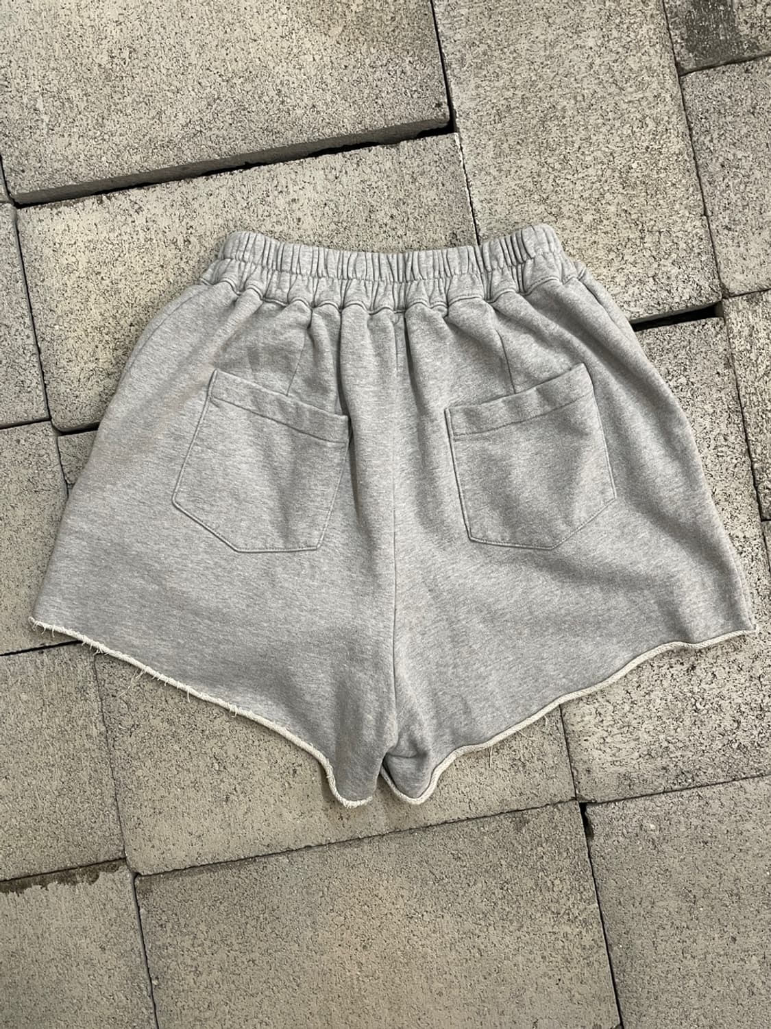마뗑킴 크레센도 로고 스웻 쇼츠 상품이미지5