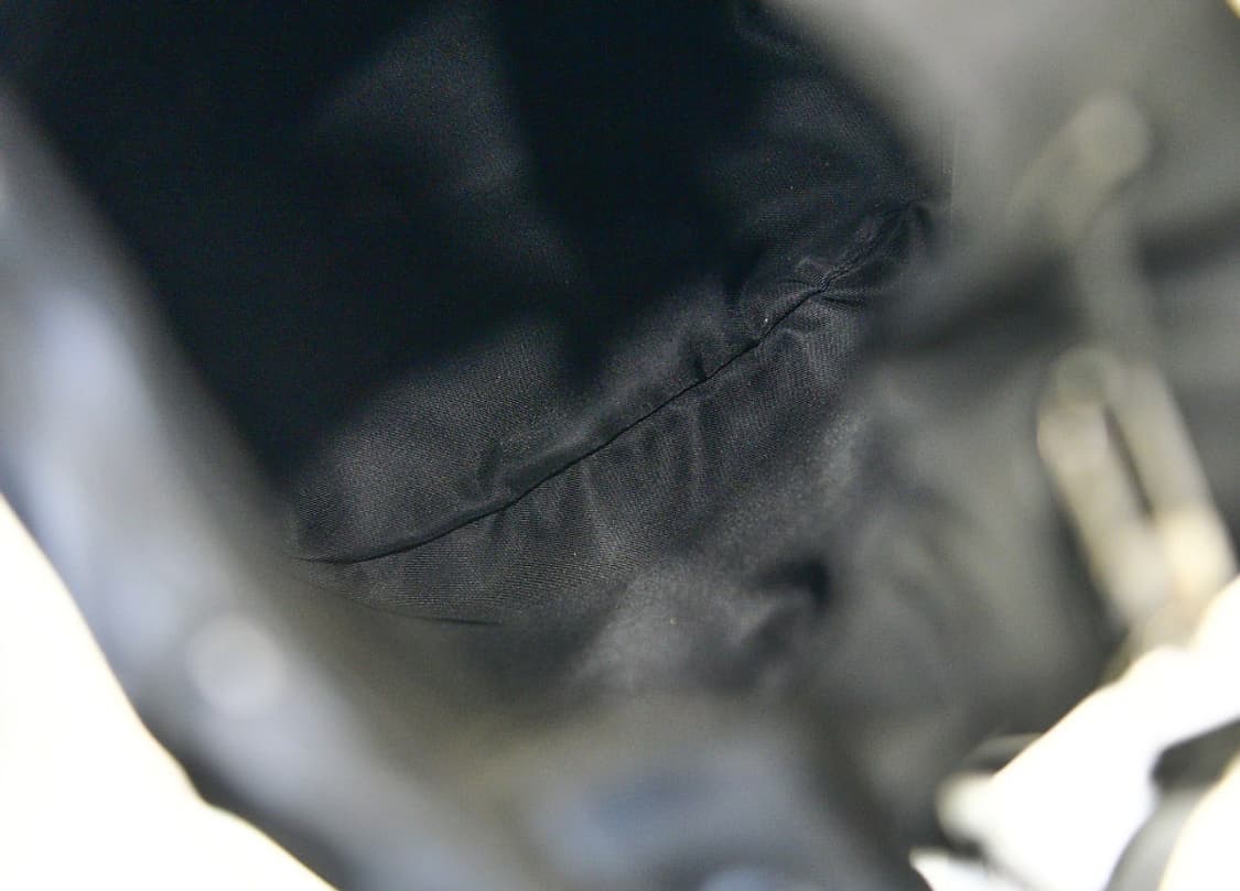 버버리 포이베 버킷 파우치(정품) 상품이미지9