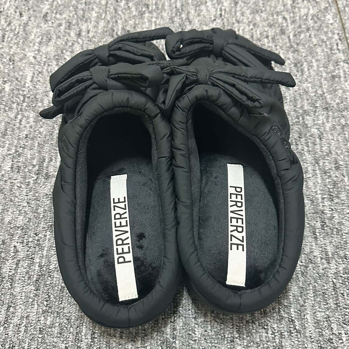 PERVERZE/ SUBU 퍼버즈 x 수부 subu 콜라보 뮬 신발 블랙 상품이미지3