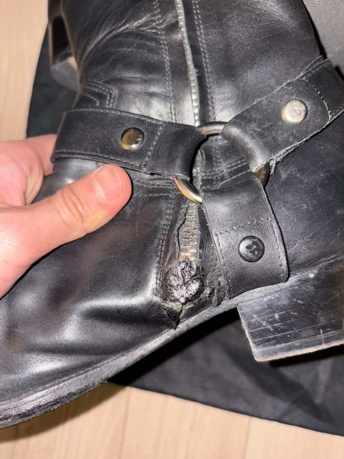 생로랑 와이어트 하네스 부츠 42 상품이미지5