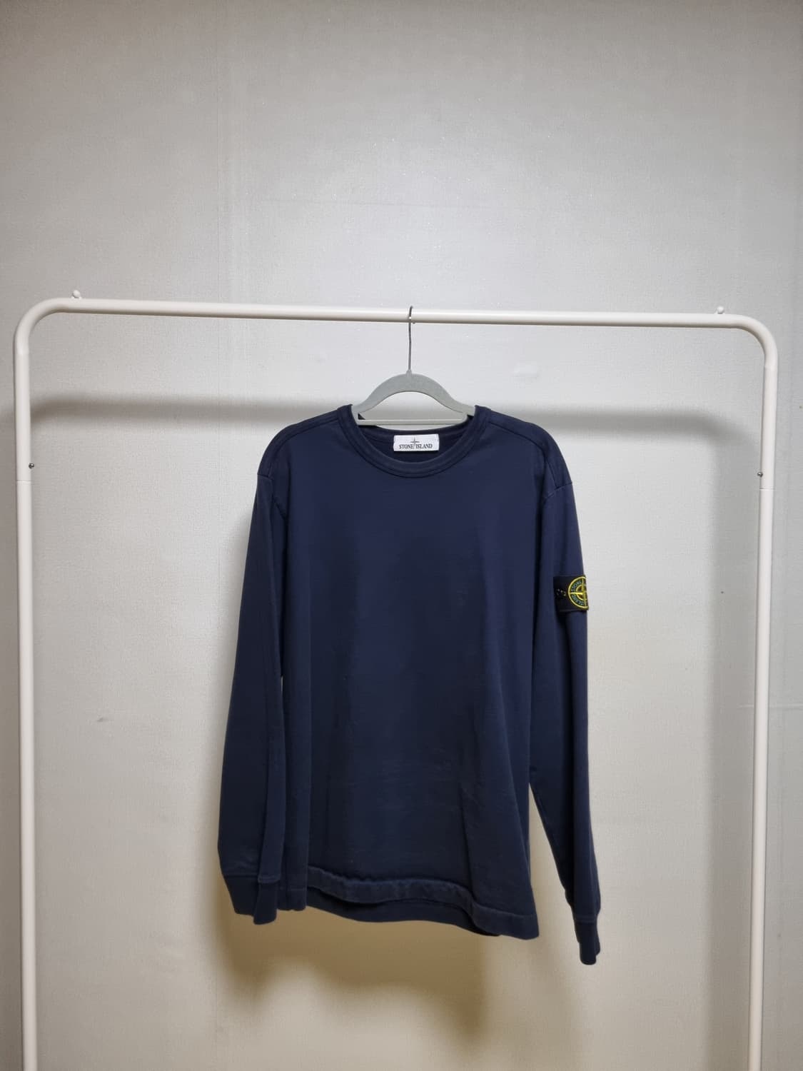 [M] 스톤아일랜드 블랙 맨투맨 상품이미지1