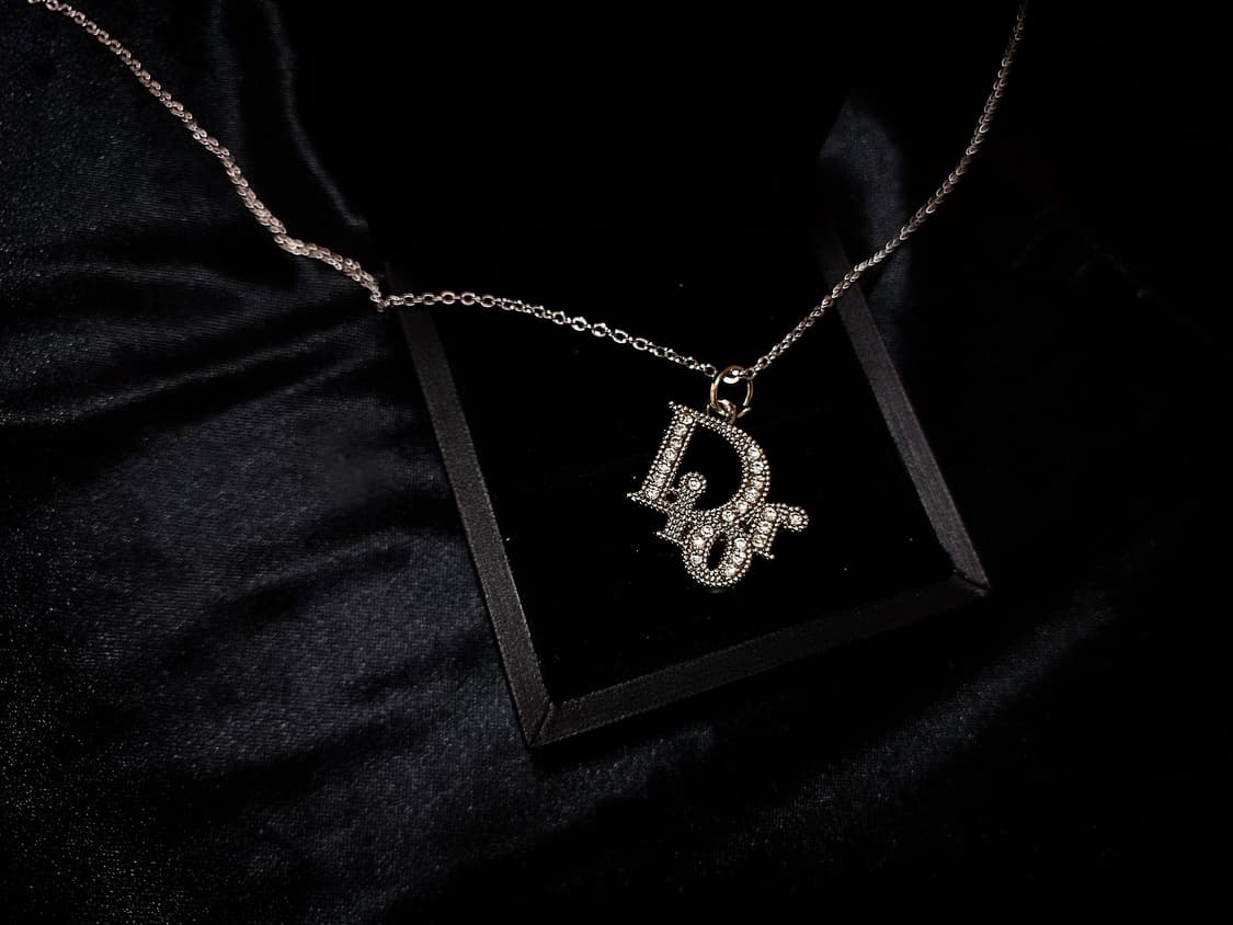 📌오픈기념선착순할인[dior]디올 빈티지 정품 참단추 업사이클링 목걸이 상품이미지3