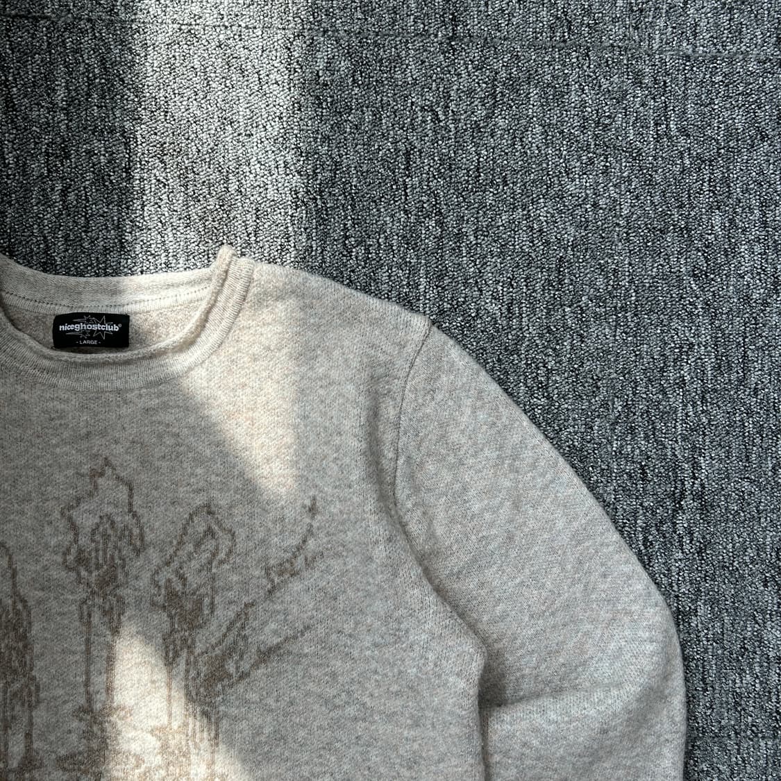 나이스 고스트 클럽 캔들 데미지 니트 상품이미지2