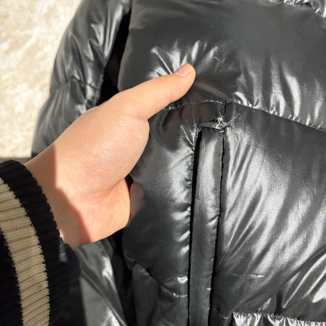 아디다스 리버풀 유광 패딩 상품이미지4