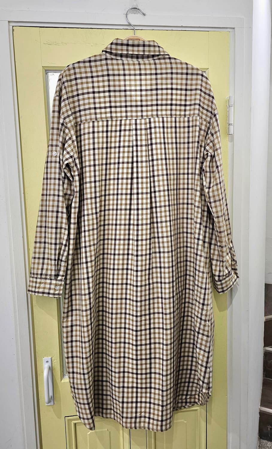 Shoo La  베이지 깅엄체크 롱셔츠 상품이미지8