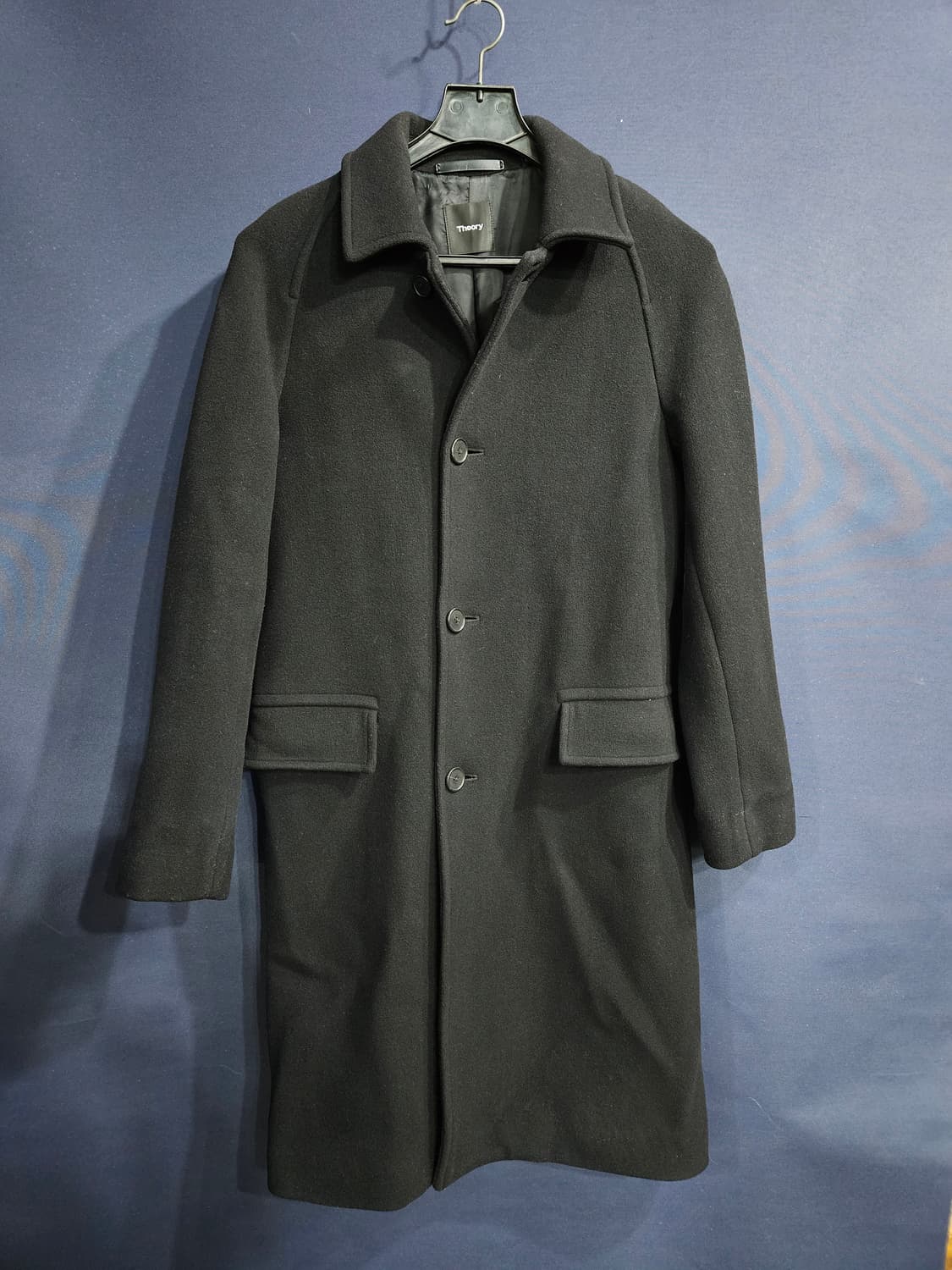 띠어리 블랙컬러 남성 95 롱코트 상품이미지1