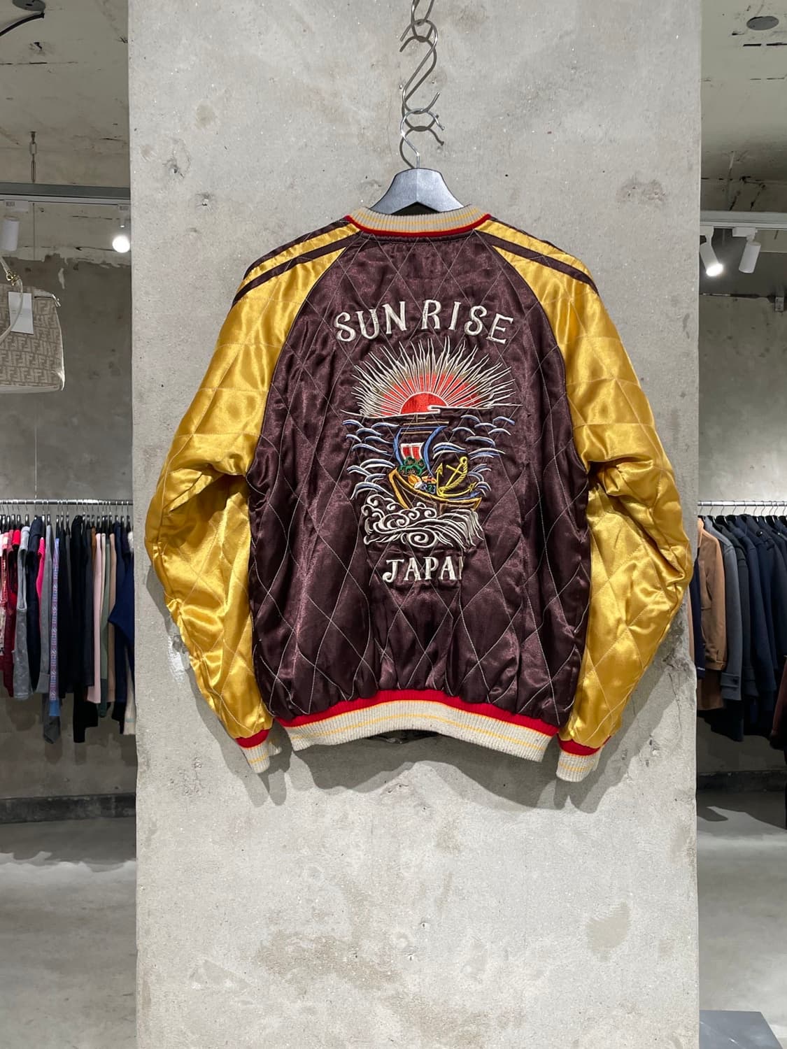 드래곤 플라이 타이거 선 라이즈 수베니어 리버시블 자켓 상품이미지8