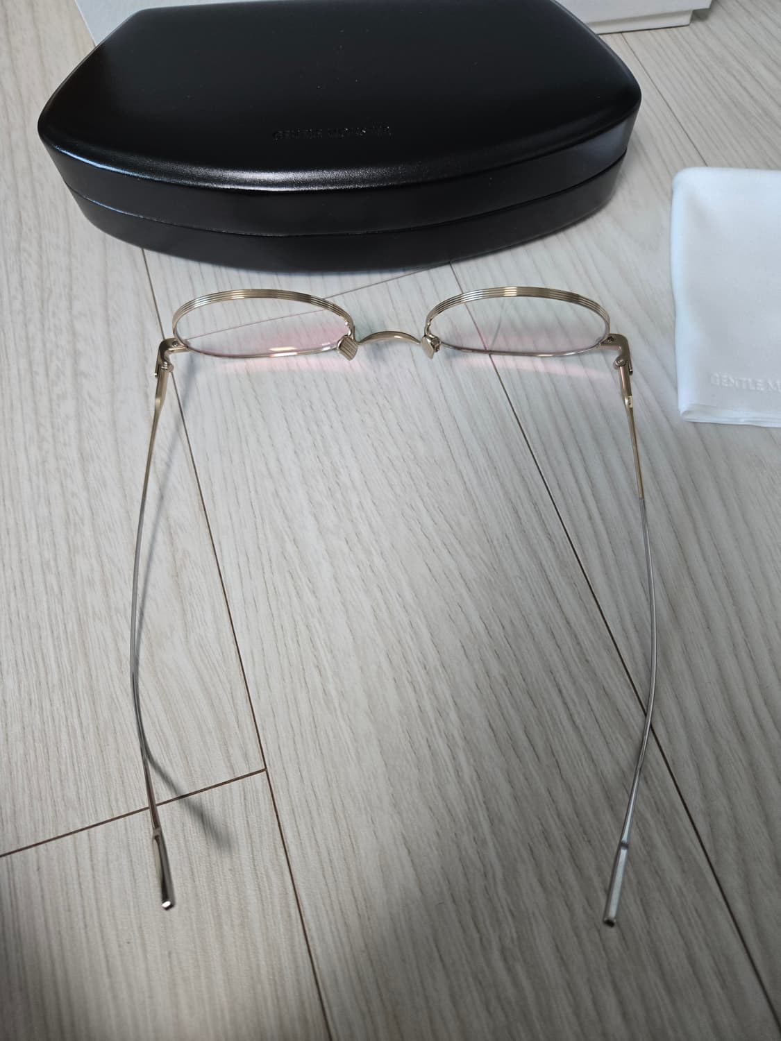 젠틀몬스터 요나 031 안경 상품이미지7