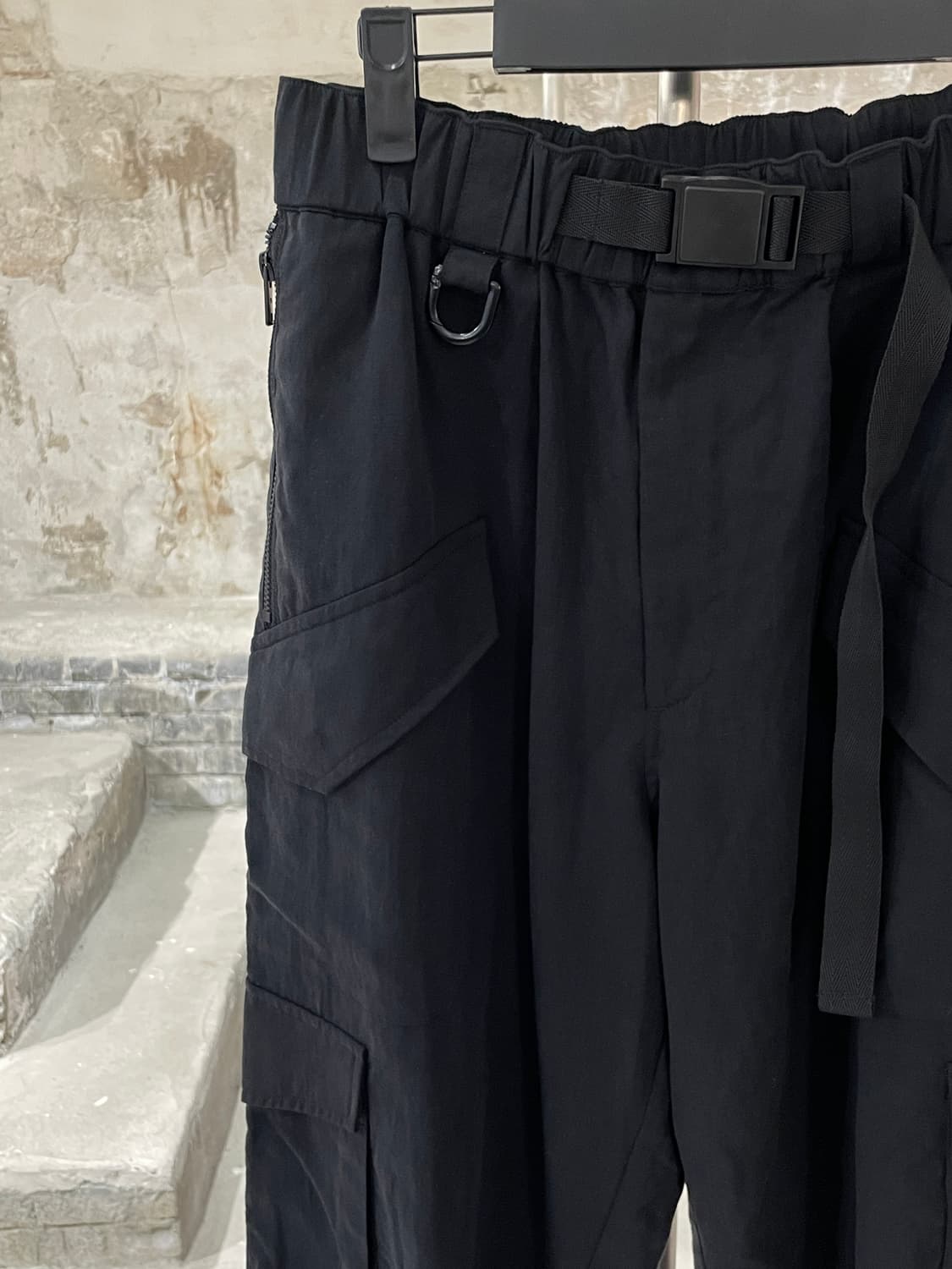 와이 쓰리 블랙 버클 코튼 카코 팬츠 상품이미지2