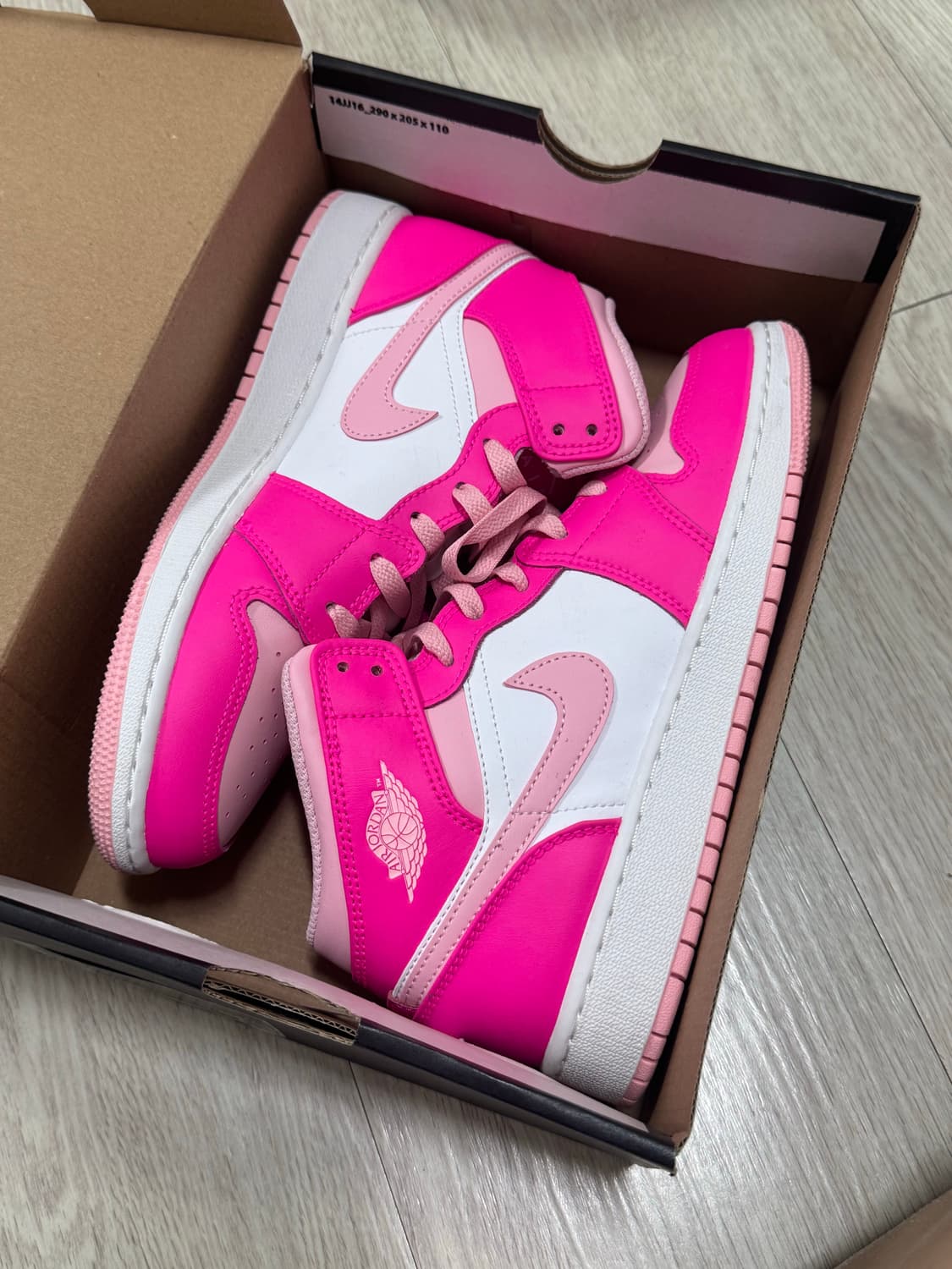 조던1 로우 핑크 240 상품이미지1