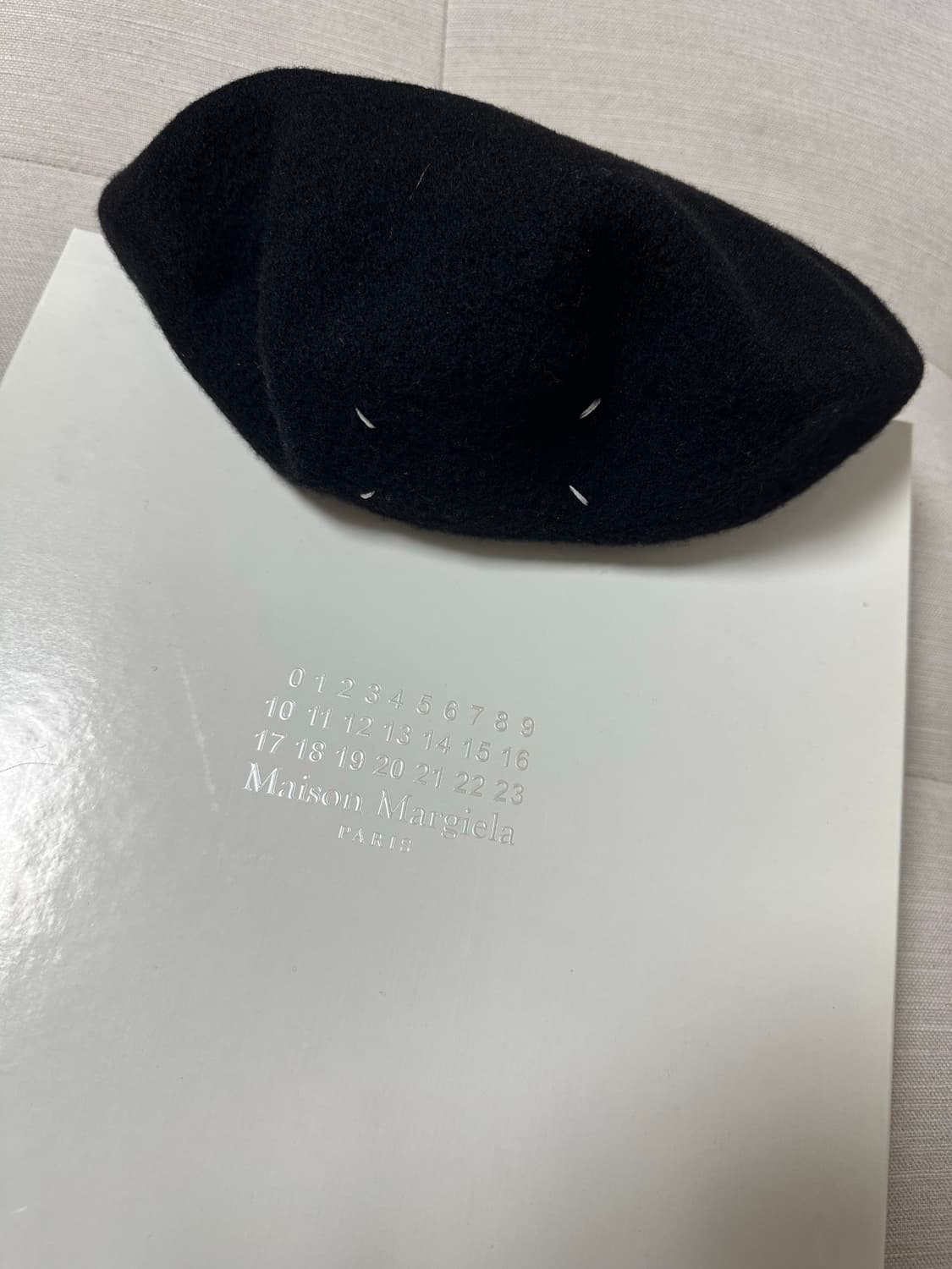 마르지엘라 베레모 블랙s사이즈 팔아요~ 상품이미지1