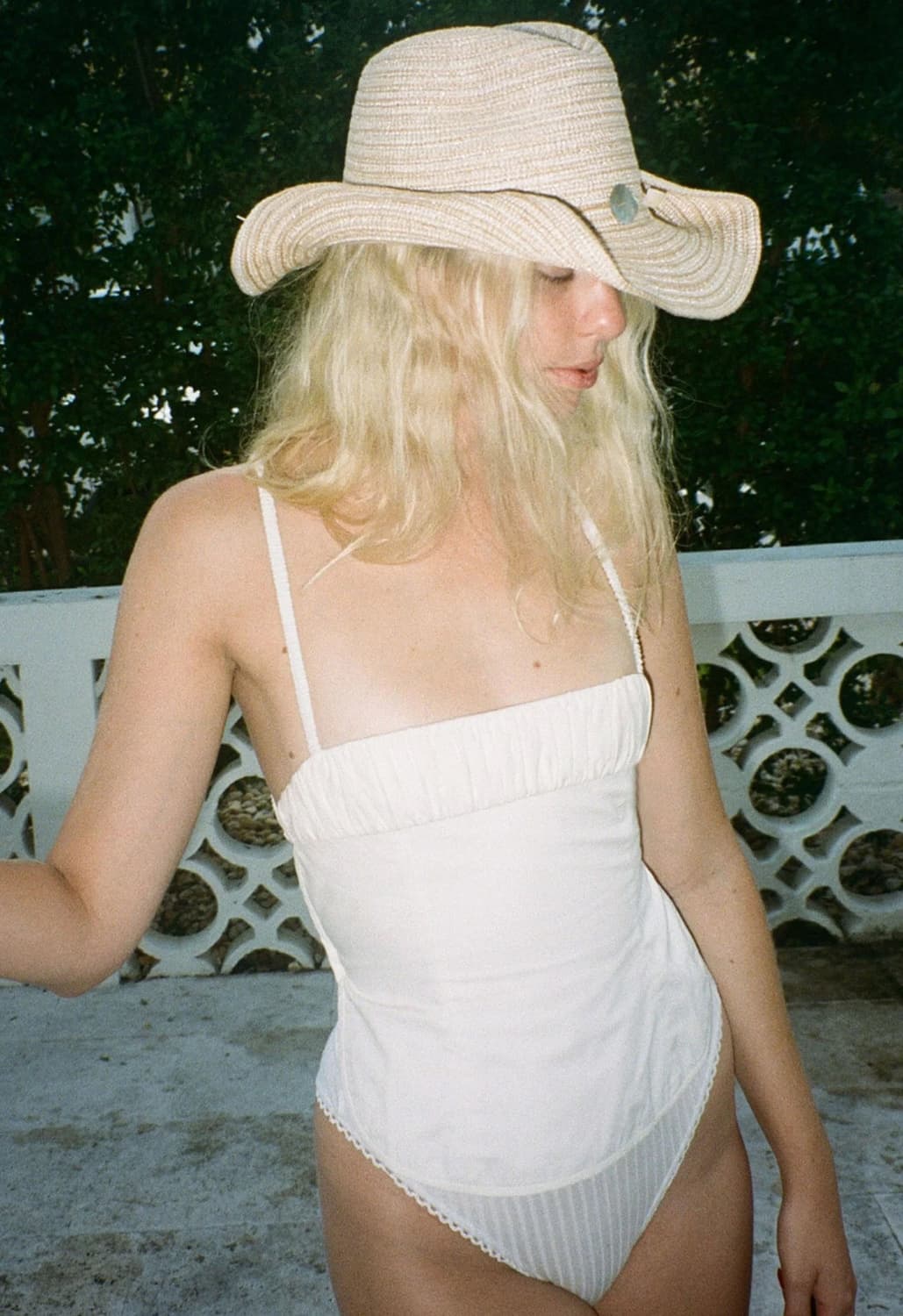 TAE PARK 스크런치 에이프론 탑 상품이미지1