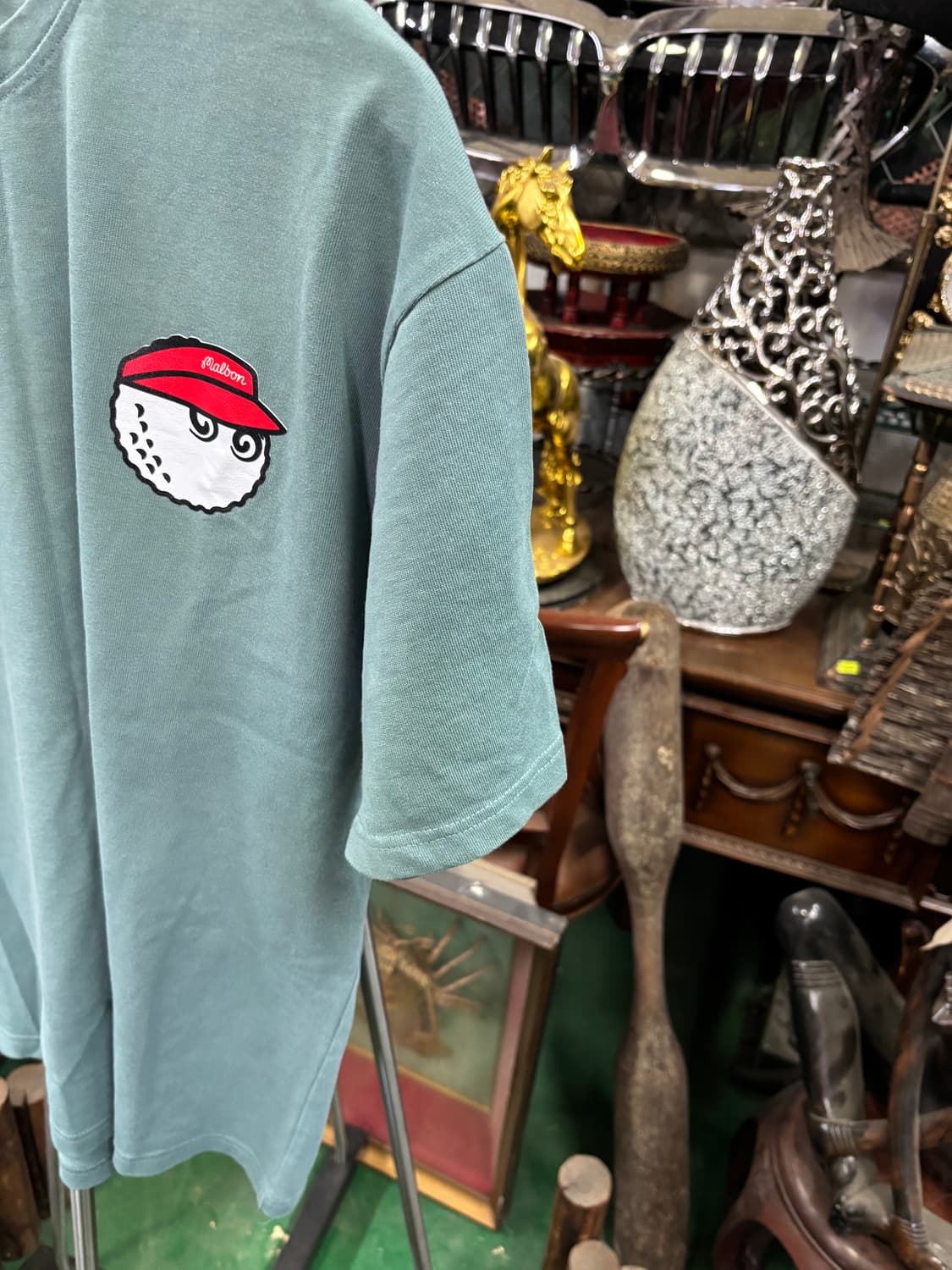 말본 골프(Malbon Golf)버킷 자수 라운드 반팔 티셔츠 상품이미지3