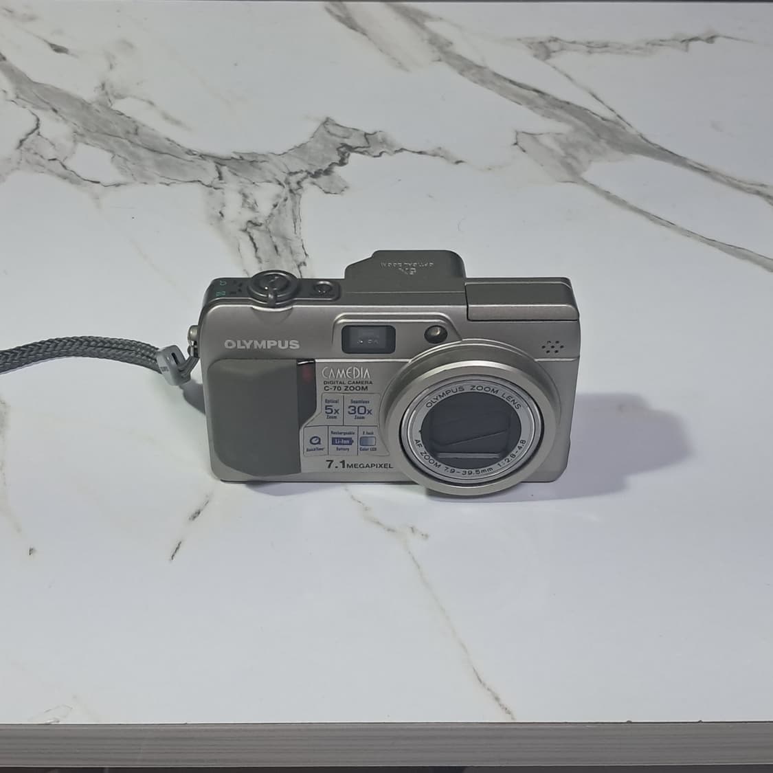 필름감성! 카메디아 C-70 Zoom 디지털 카메라 상품이미지2