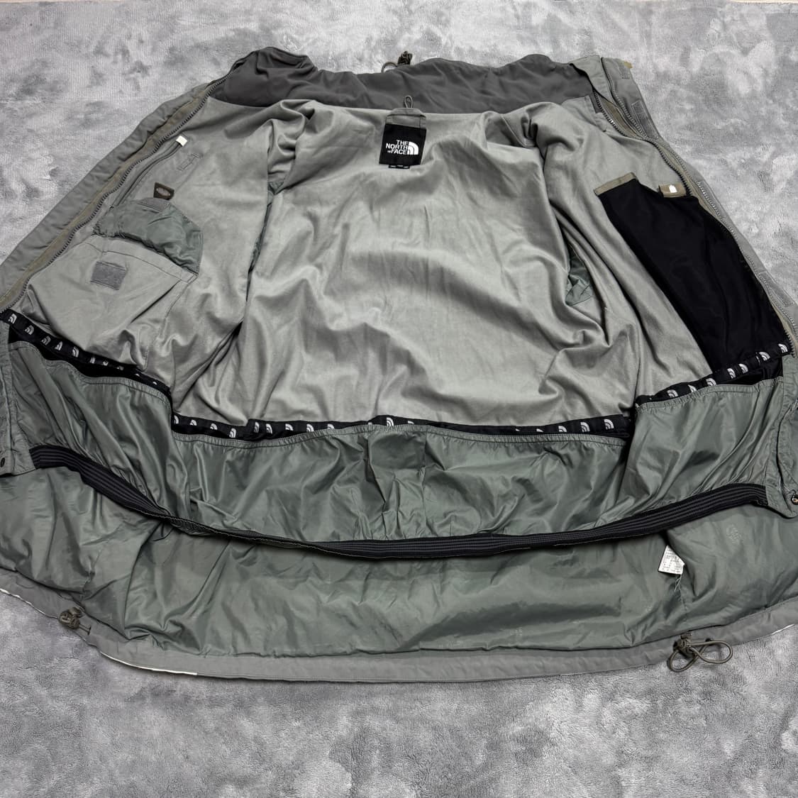 노스페이스 하이벤트 마운틴 바람막이 센터 백로고  상품이미지5