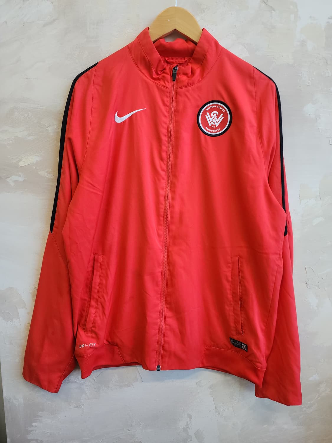 나이키 웨스턴 시드니 바람막이 상품이미지1