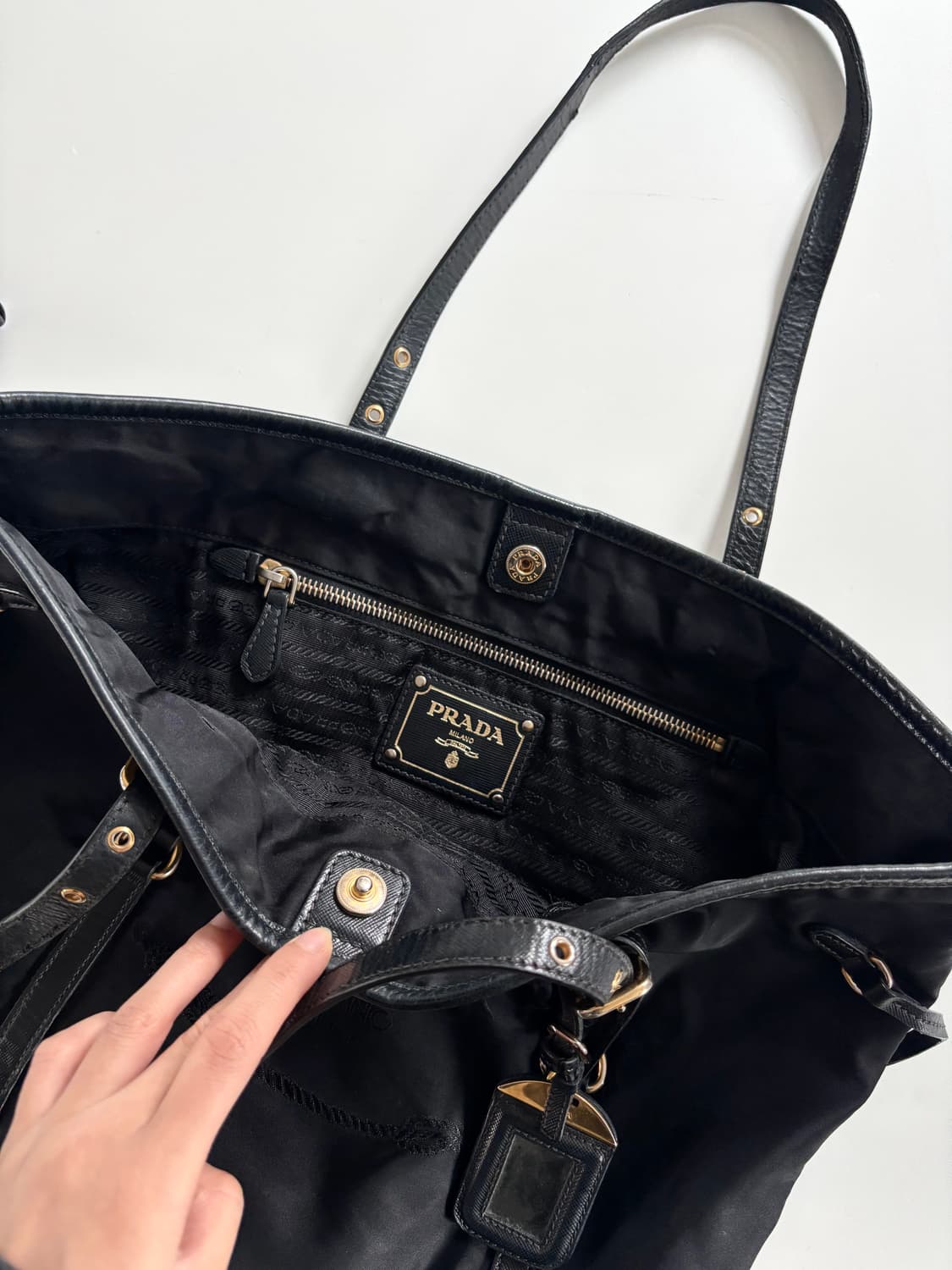 Prada 프라다 포코노 리나일론 숄더백 상품이미지4