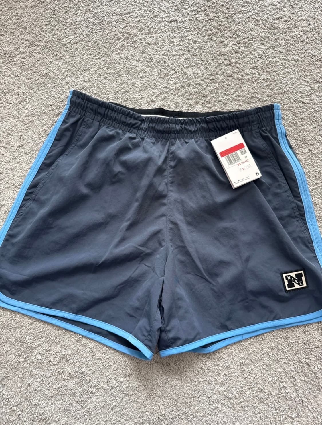 나이키 스우시 반바지 L 새상품 상품이미지1