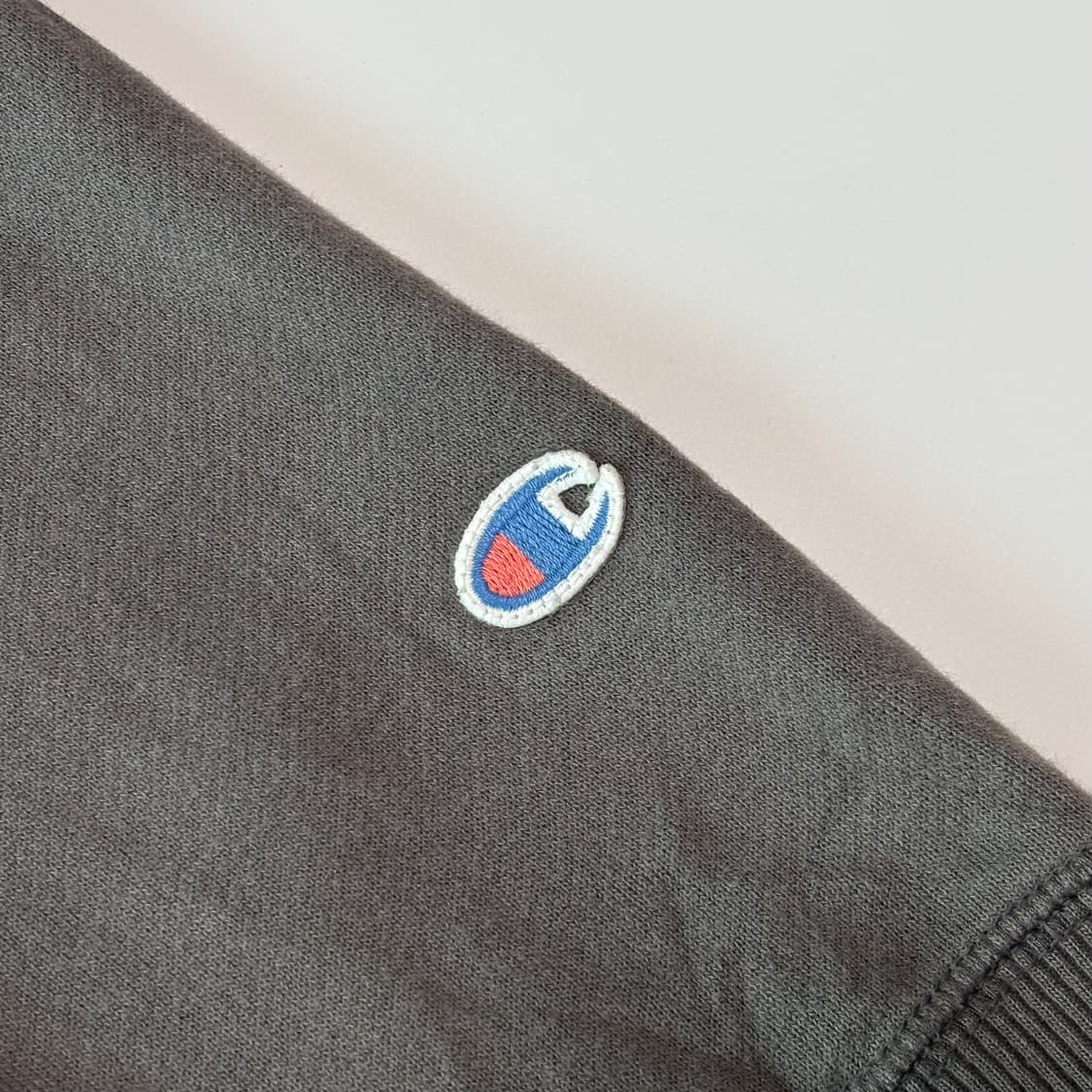 챔피온 메릴랜드 옐로우 로고 워싱 후드 티셔츠 상품이미지3