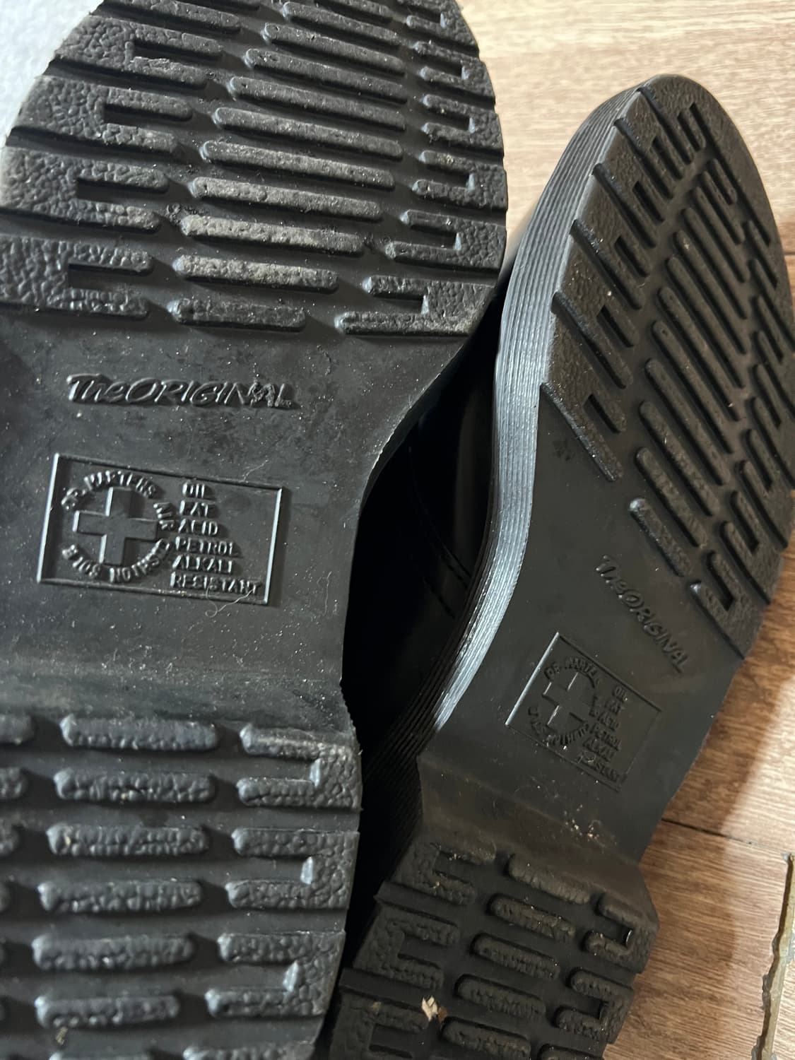 닥터마틴 모노블랙 구두 상품이미지3