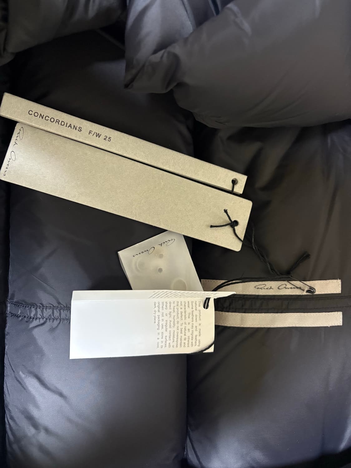 [46] 릭오웬스 25fw  터틀넥 퀼티드 다운 재킷 상품이미지6