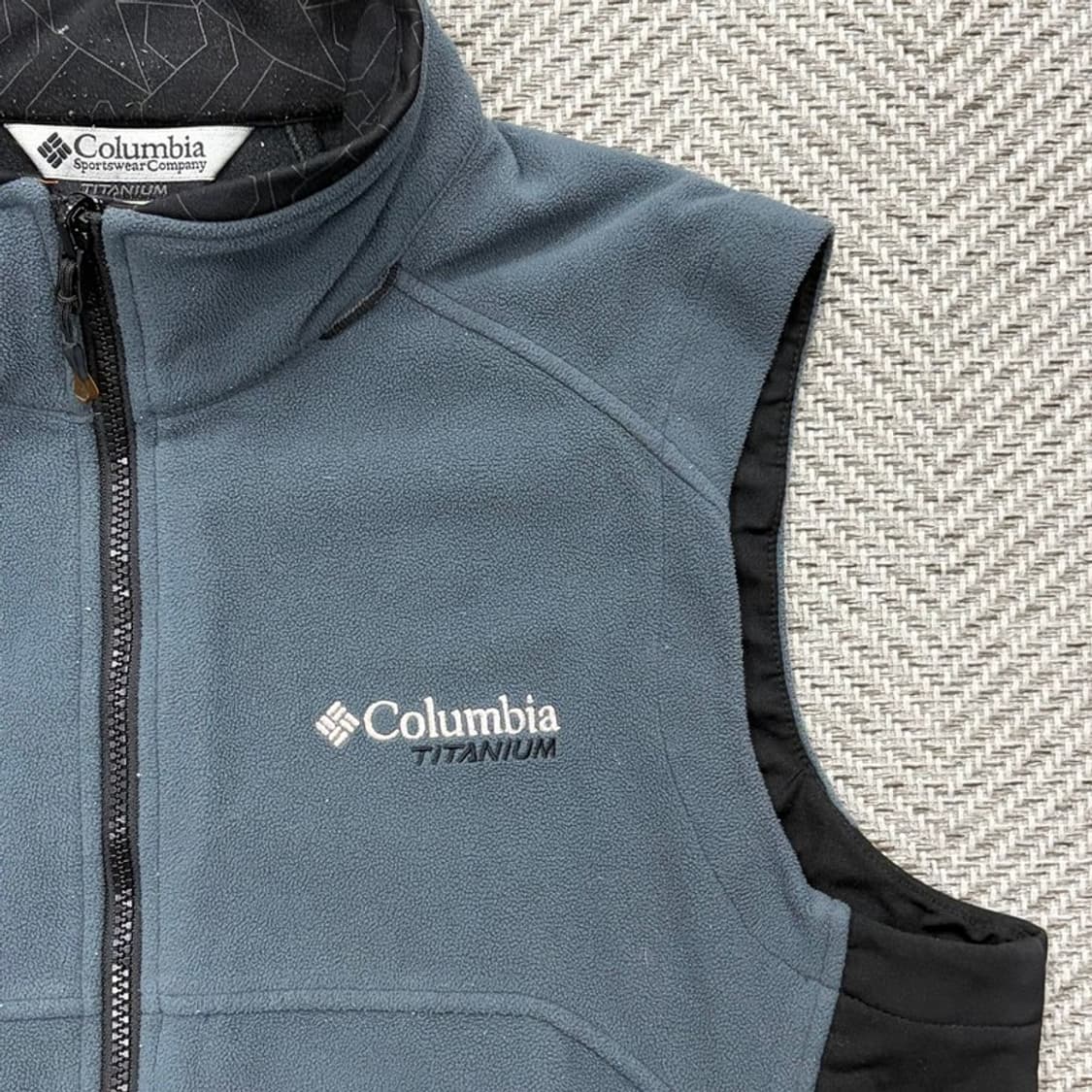 컬럼비아 플리스 베스트 v2139 상품이미지5