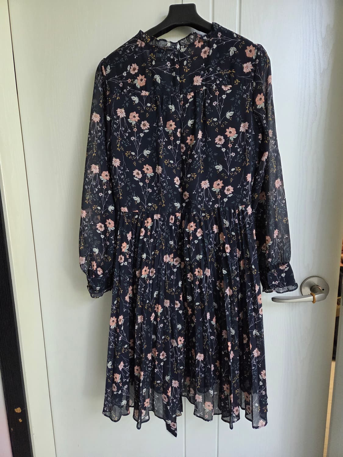 상태좋은 써스데이아일랜드 플라워 원피스  상품이미지4