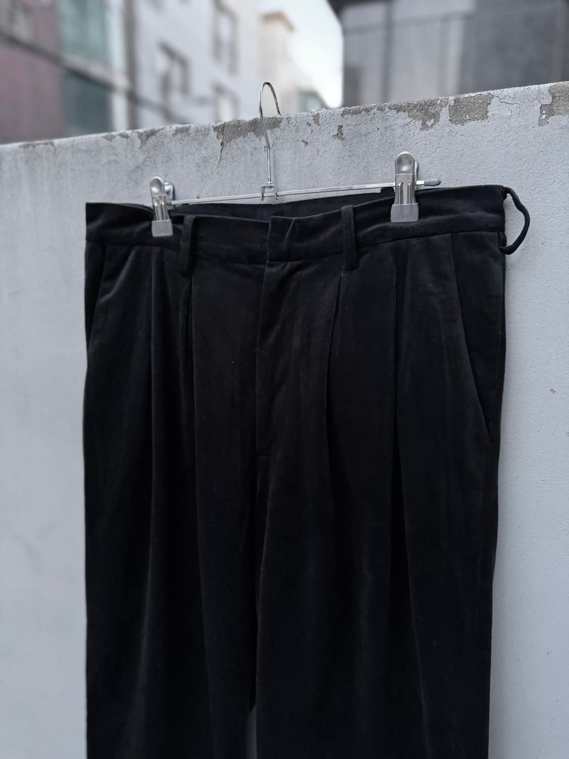 unrelaxing 벨루어 와이드 트라우저 상품이미지2