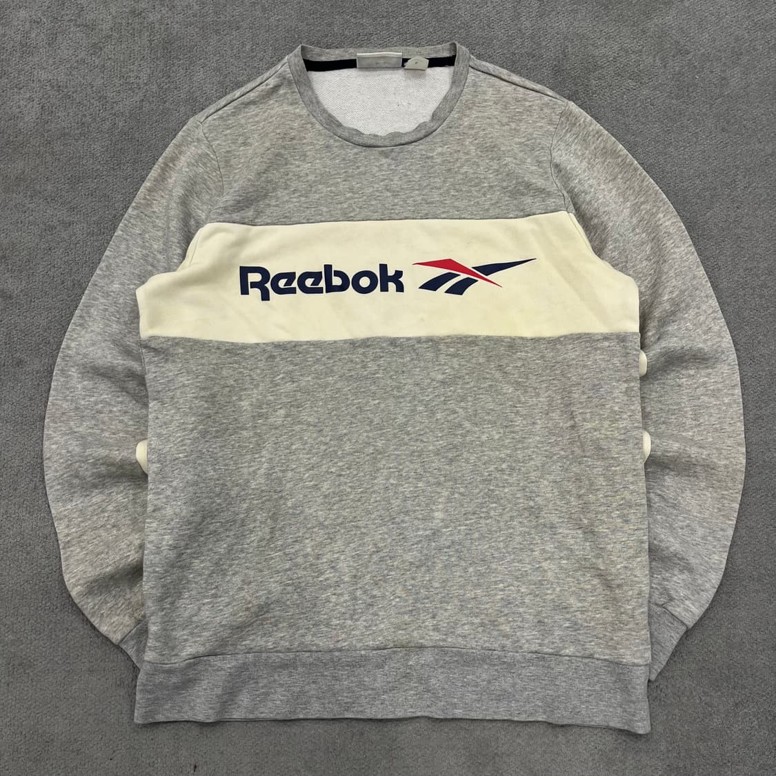 L 리복 그레이 배색 맨투맨 상품이미지1