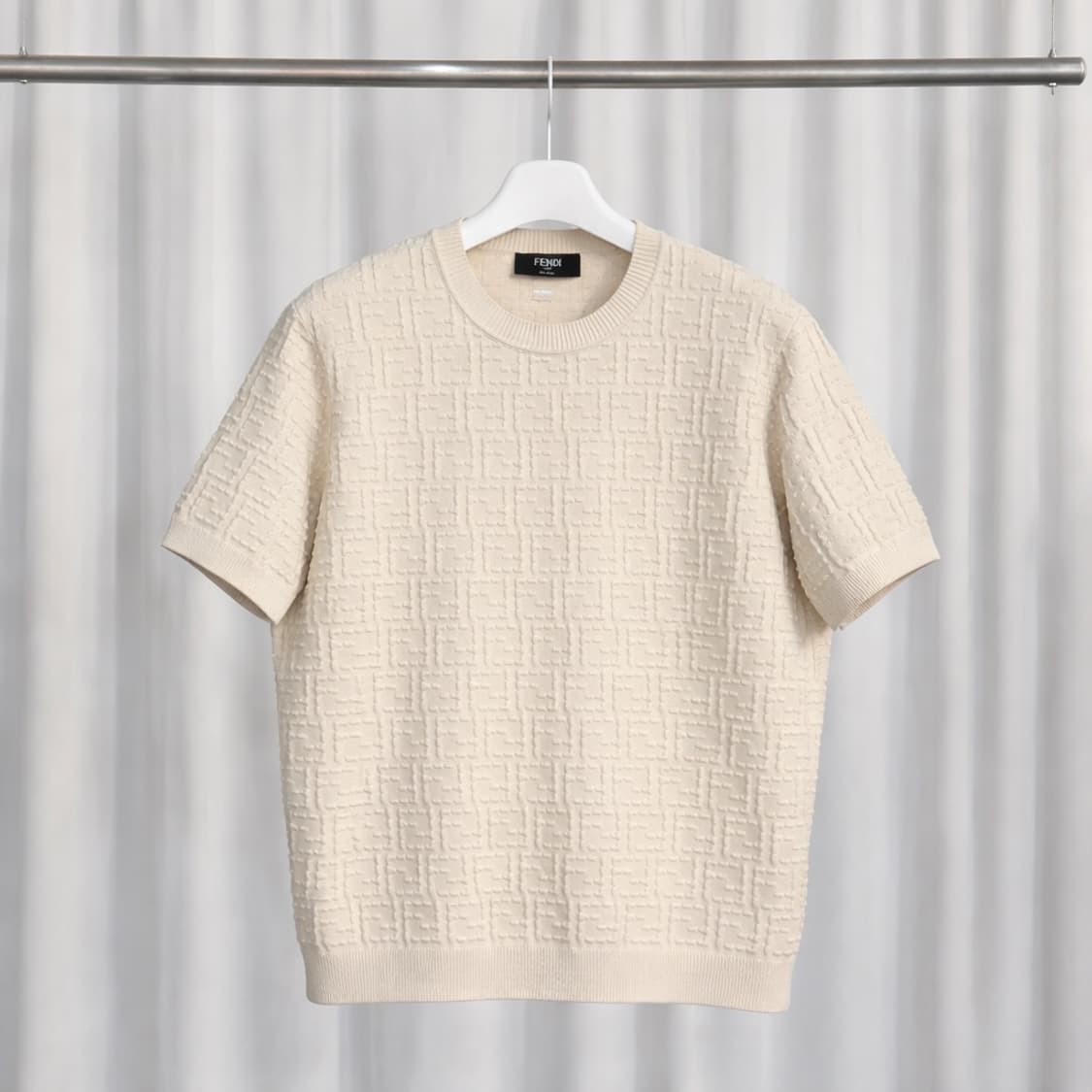 (56) 펜디 26SS FF 샐러리아 올오버 크루넥 반팔 니트 상품이미지1