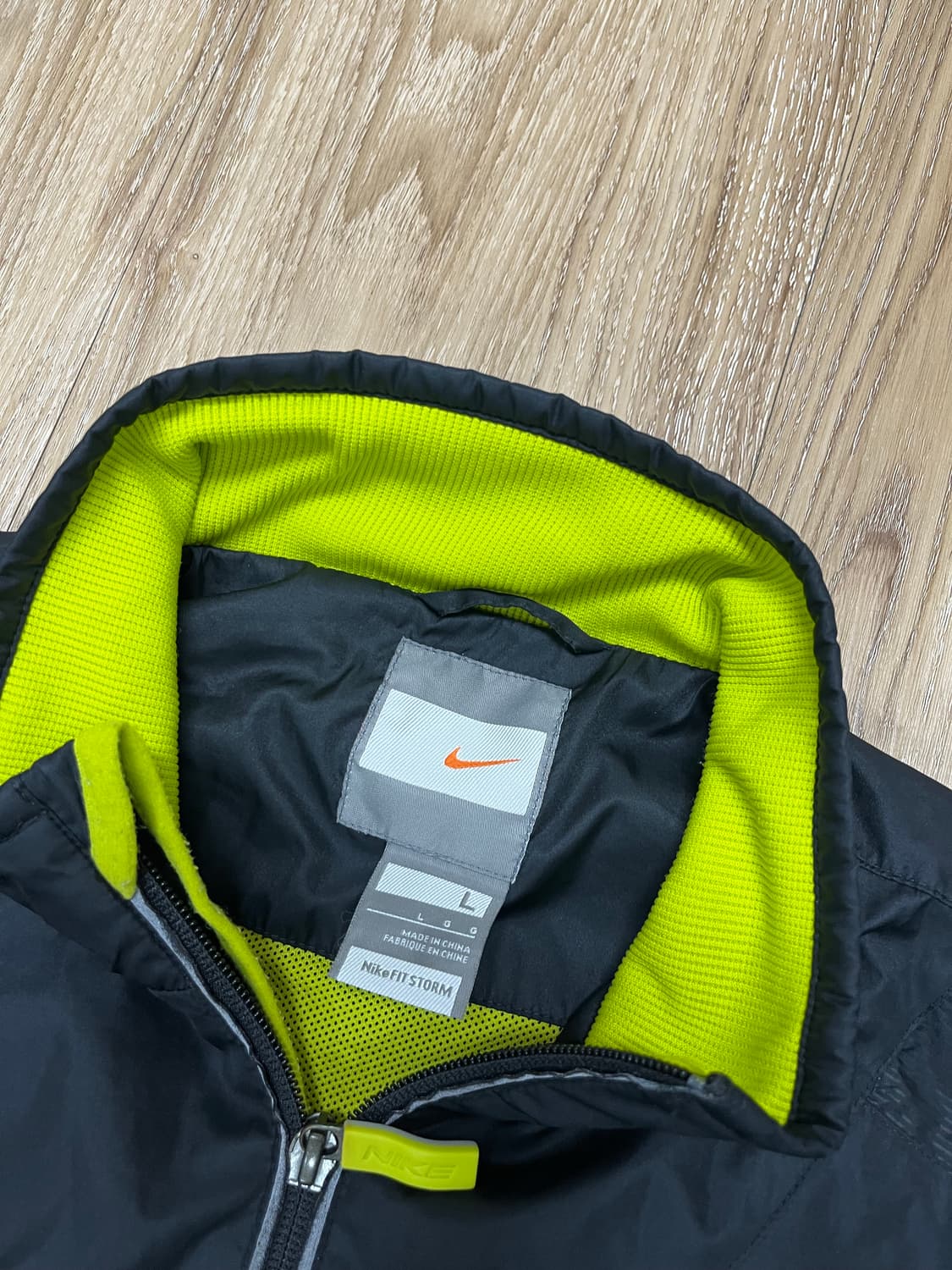 00s 나이키 스톰핏 바람막이 L 상품이미지3