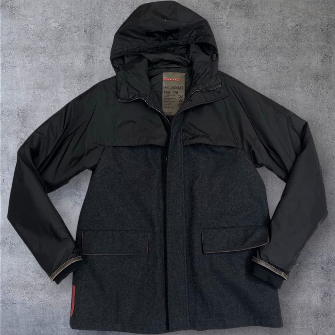 프라다 Prada 블랙 차콜 나일론 울 믹스 후드 자켓 점퍼 52 상품이미지1